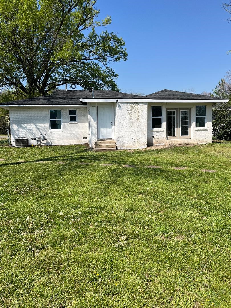 1204 Park Avenue Bonham TX 75418