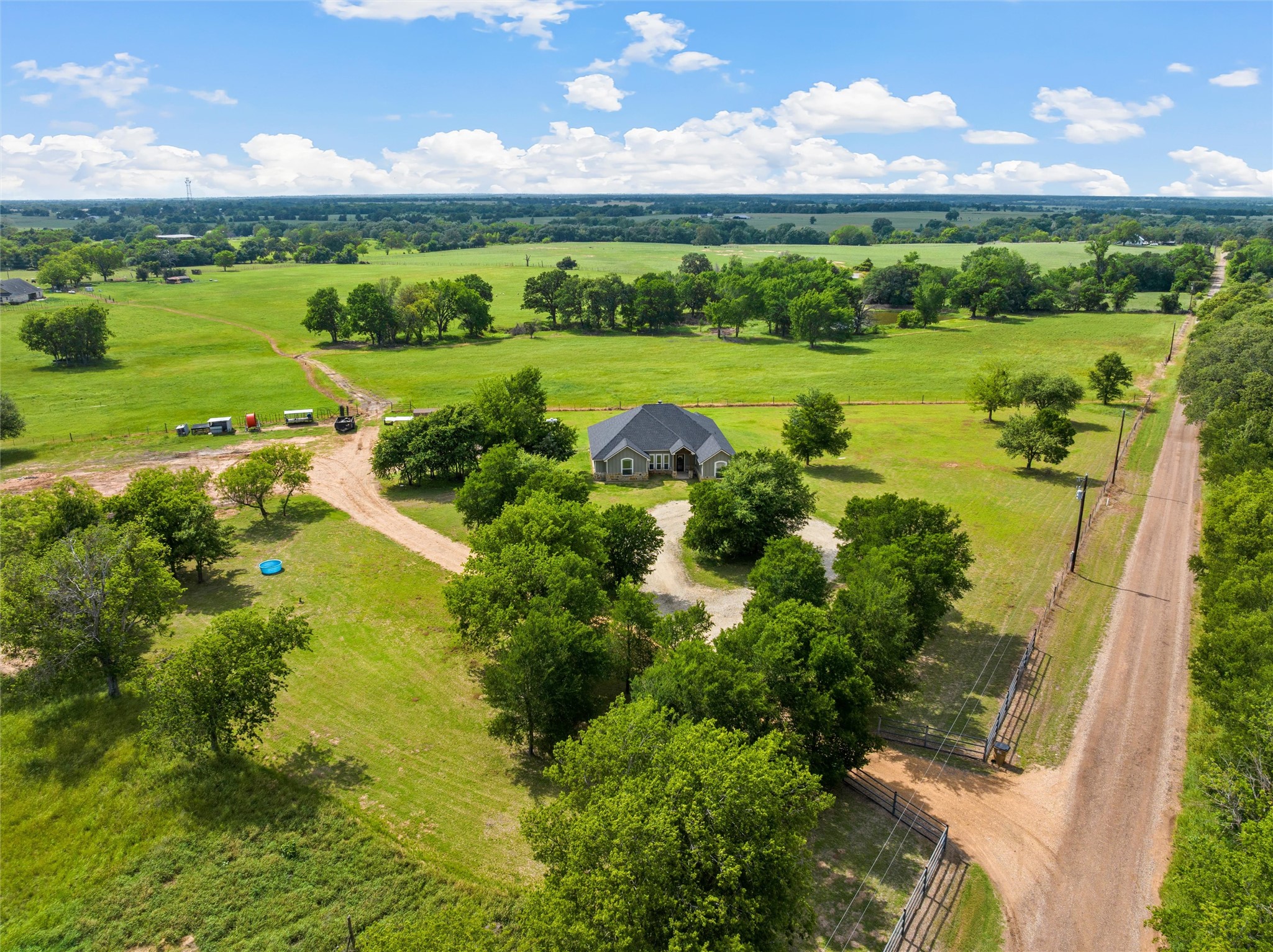 638 County Road 337 Rosebud TX 76570