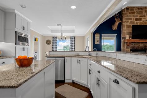 638 County Road 337 Rosebud TX 76570
