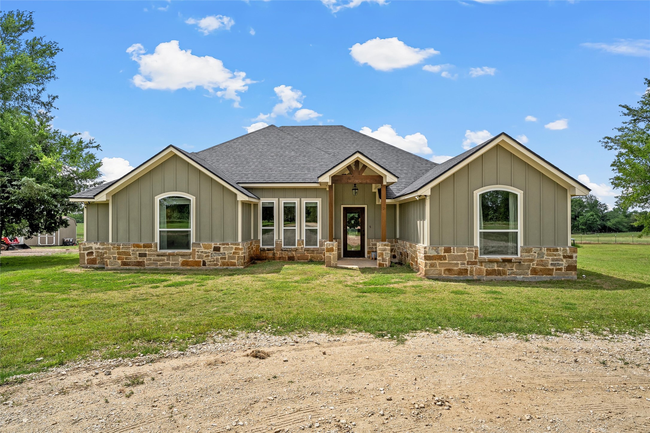 638 County Road 337 Rosebud TX 76570