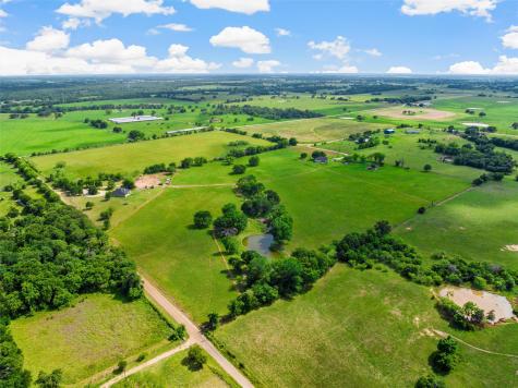 638 County Road 337 Rosebud TX 76570