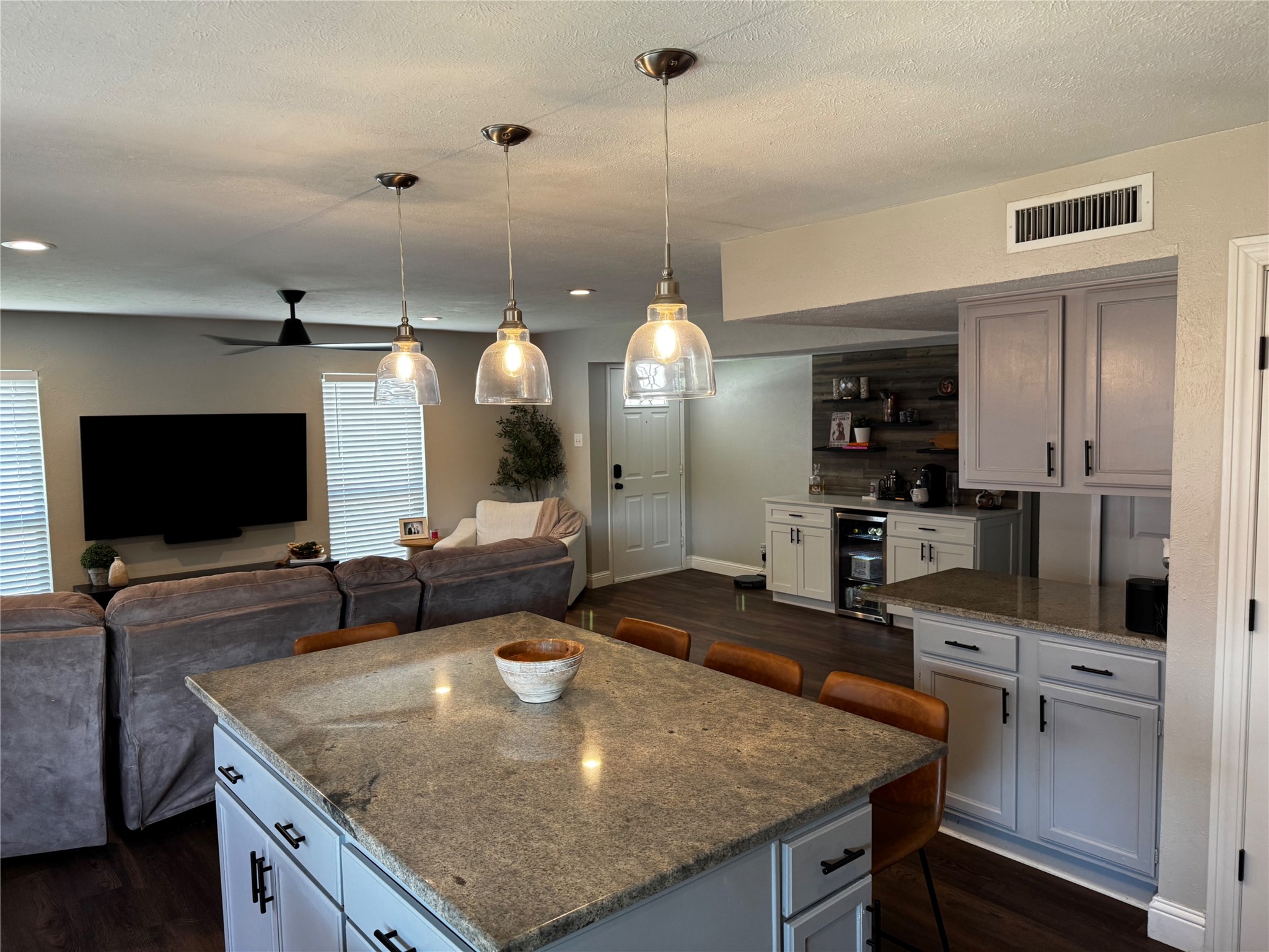 1029 Cross Bend Road Plano TX 75023