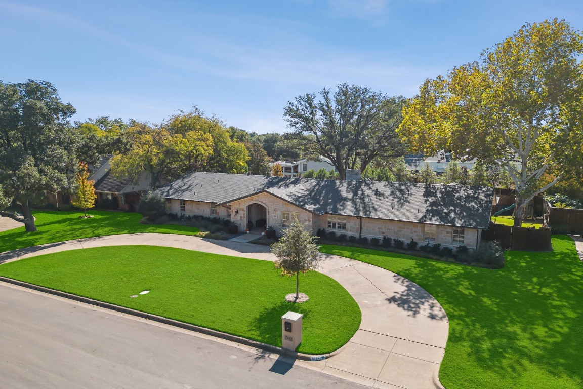 7110 Oakbluff Drive Dallas TX 75254