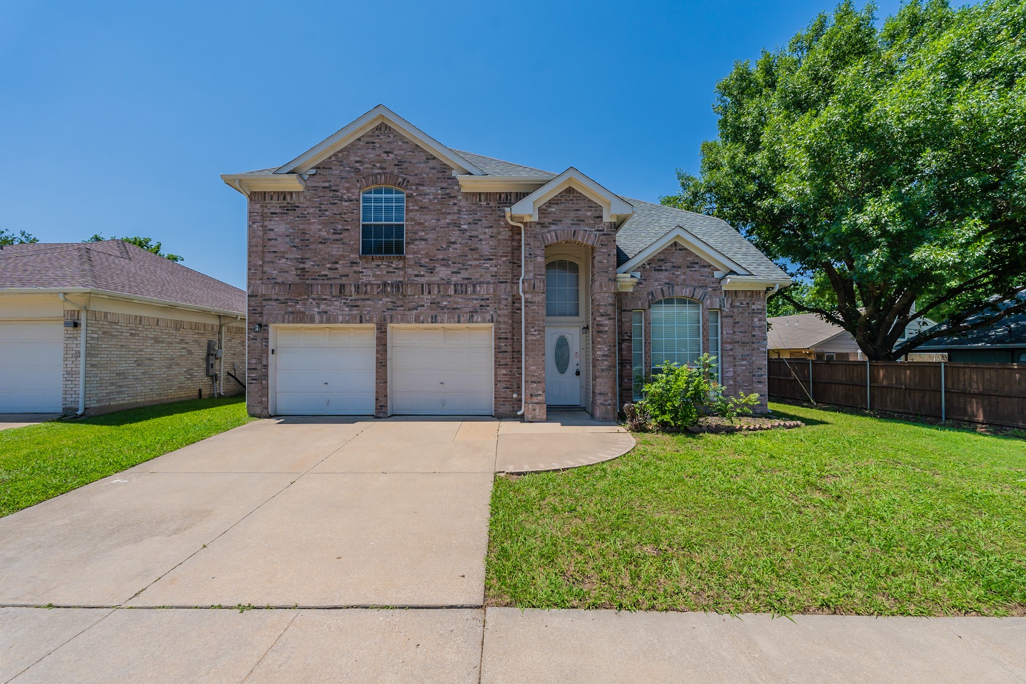 6706 Smallwood Drive Arlington TX 76001