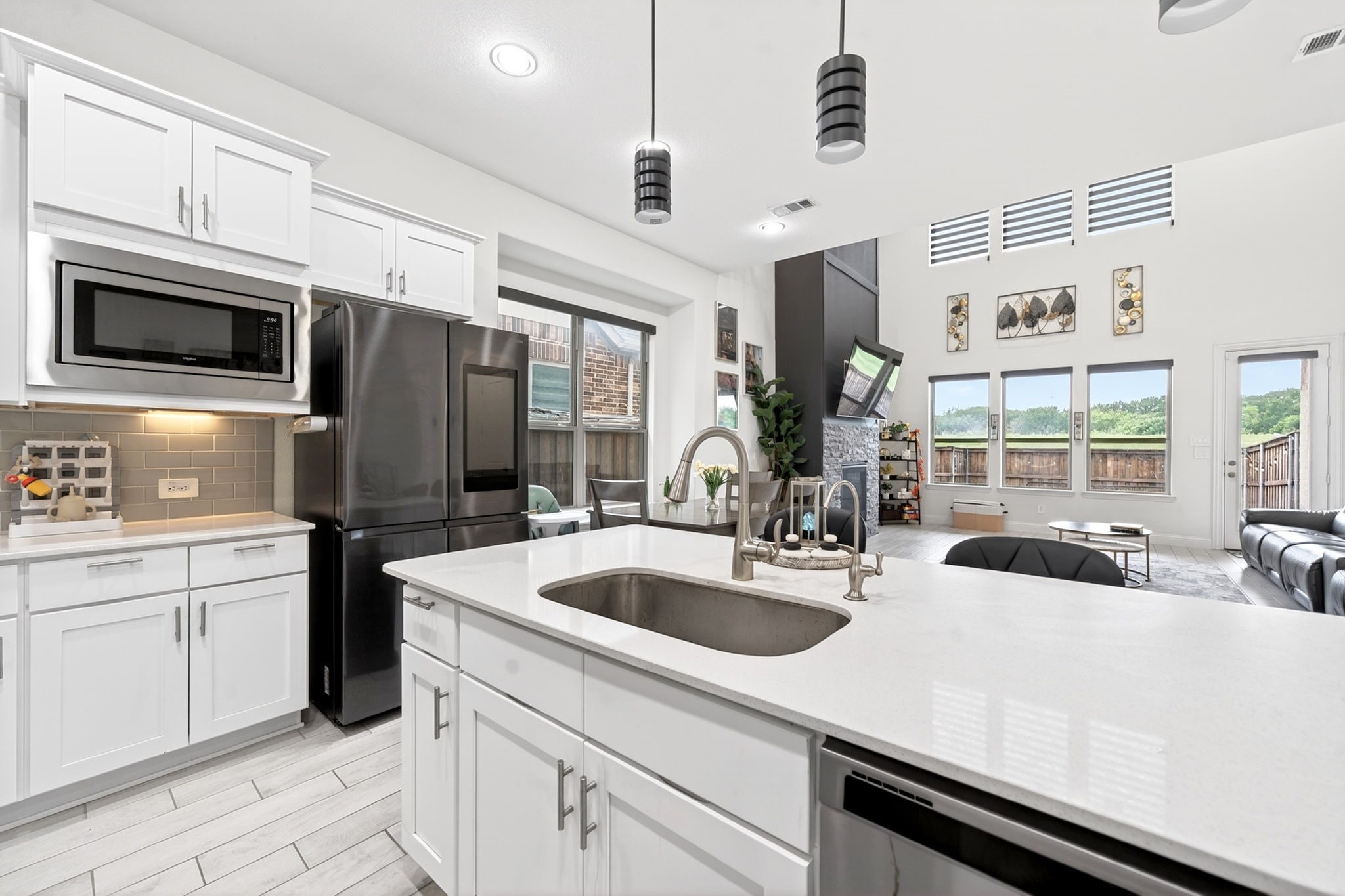 12733 Royal Oaks Lane Farmers Branch TX 75234