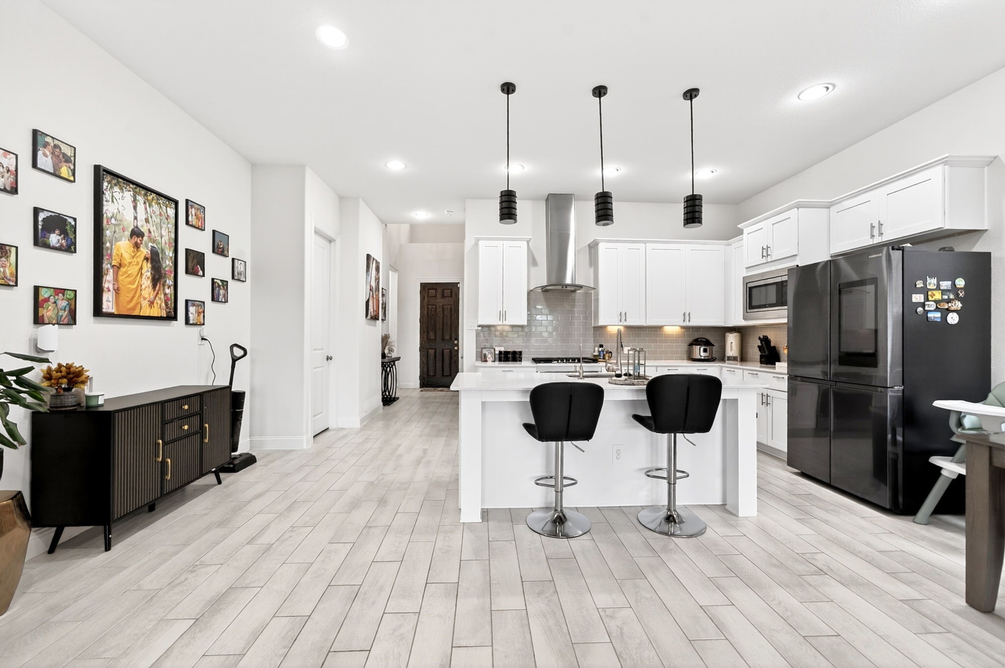 12733 Royal Oaks Lane Farmers Branch TX 75234