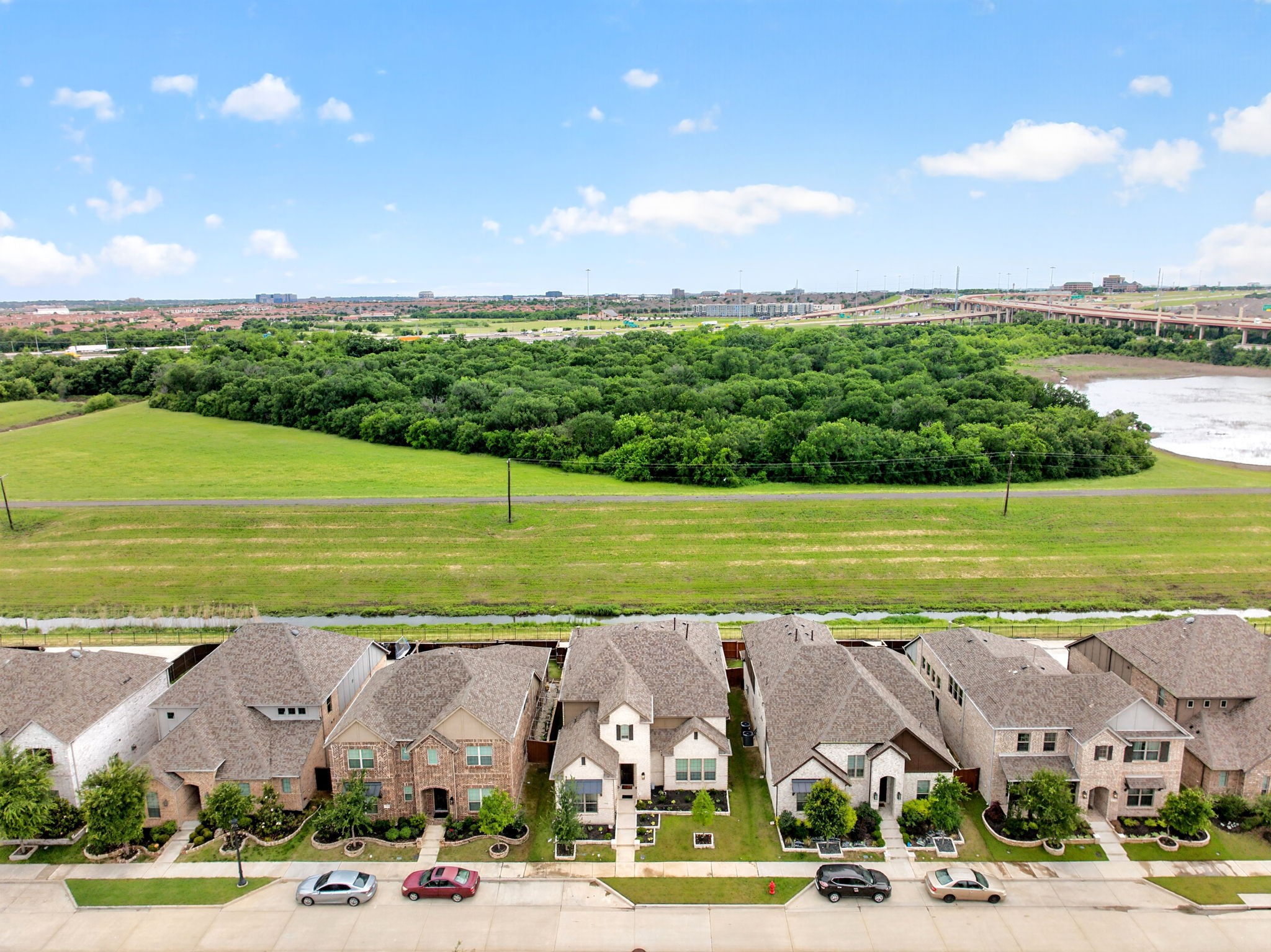 12733 Royal Oaks Lane Farmers Branch TX 75234