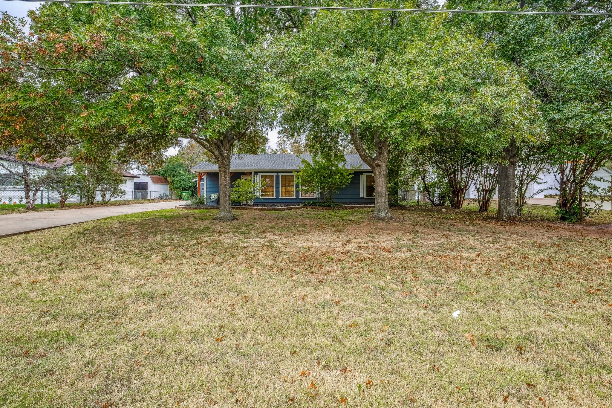 1403 Cheyenne Trail Granbury TX 76048