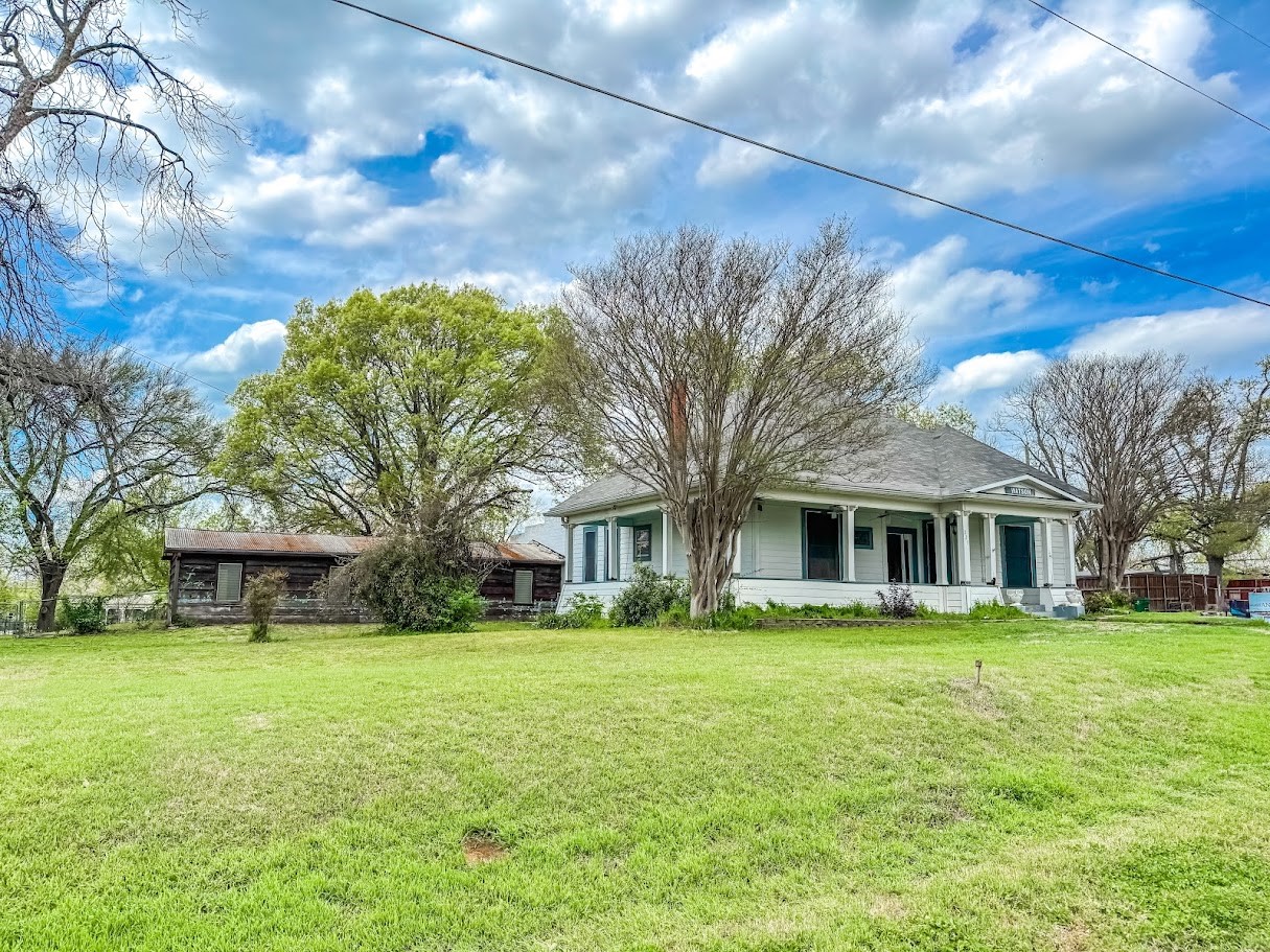 221 N Mount Street Fairfield TX 75840