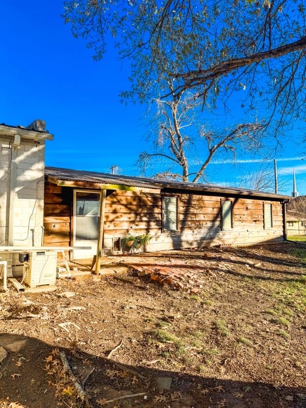 221 N Mount Street Fairfield TX 75840
