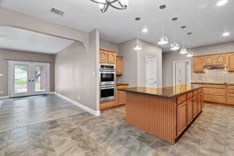 217 Naibara Trail Weatherford TX 76088