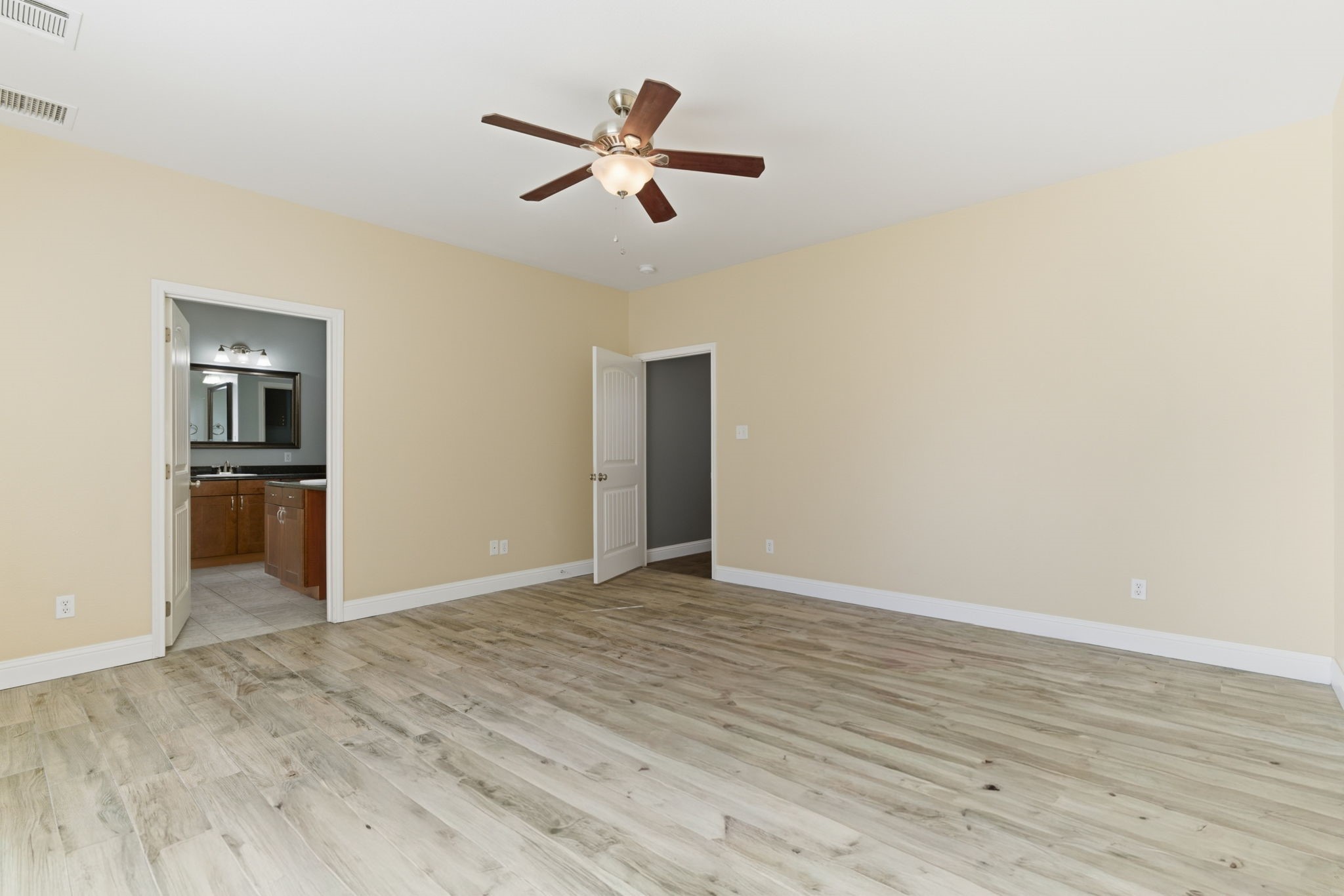 217 Naibara Trail Weatherford TX 76088