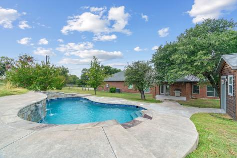 217 Naibara Trail Weatherford TX 76088