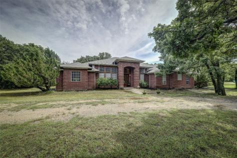 8 Shady Creek Lane Bridgeport TX 76426