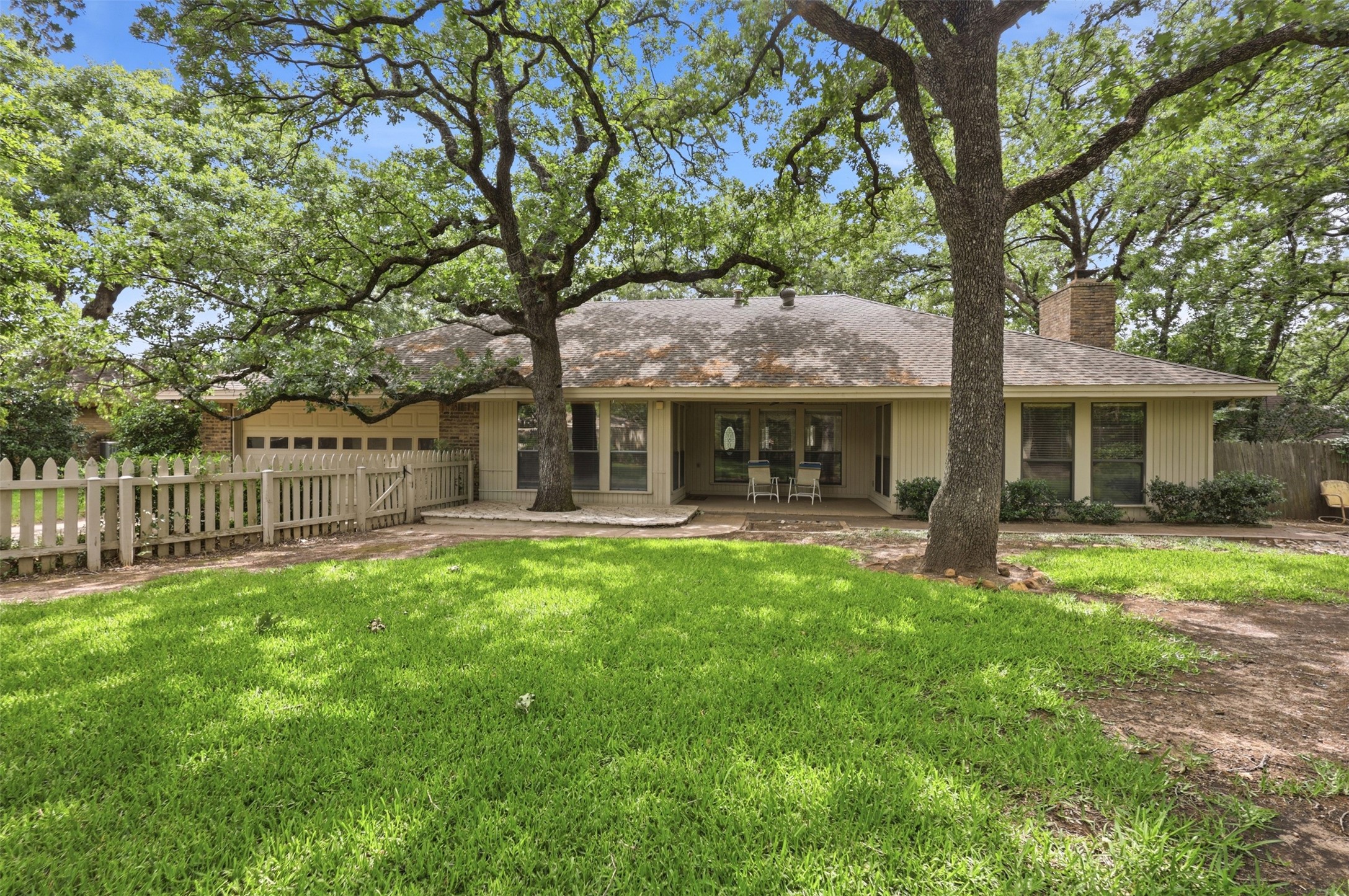 5 Windy Knoll Court Grapevine TX 76051