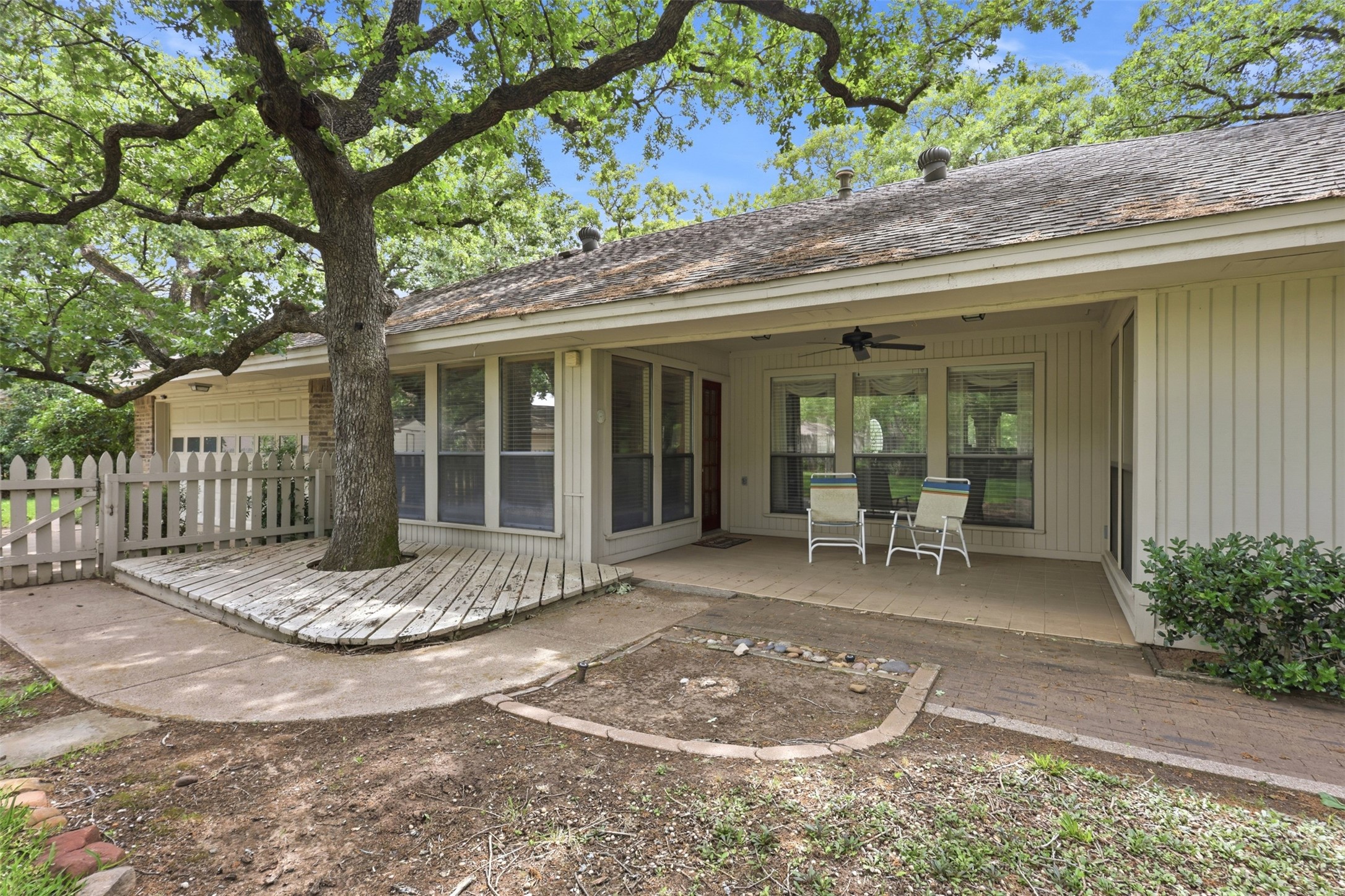 5 Windy Knoll Court Grapevine TX 76051