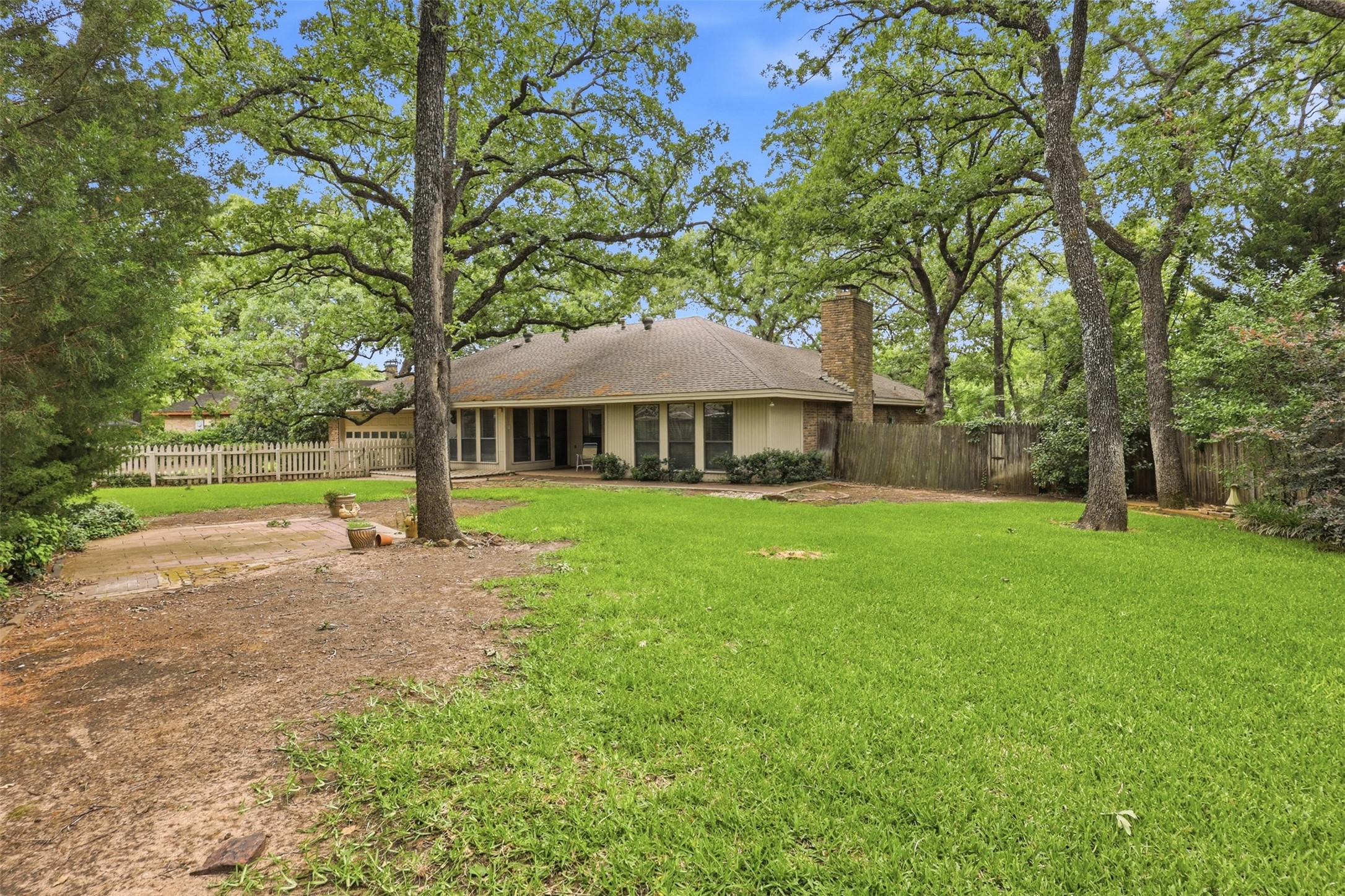 5 Windy Knoll Court Grapevine TX 76051