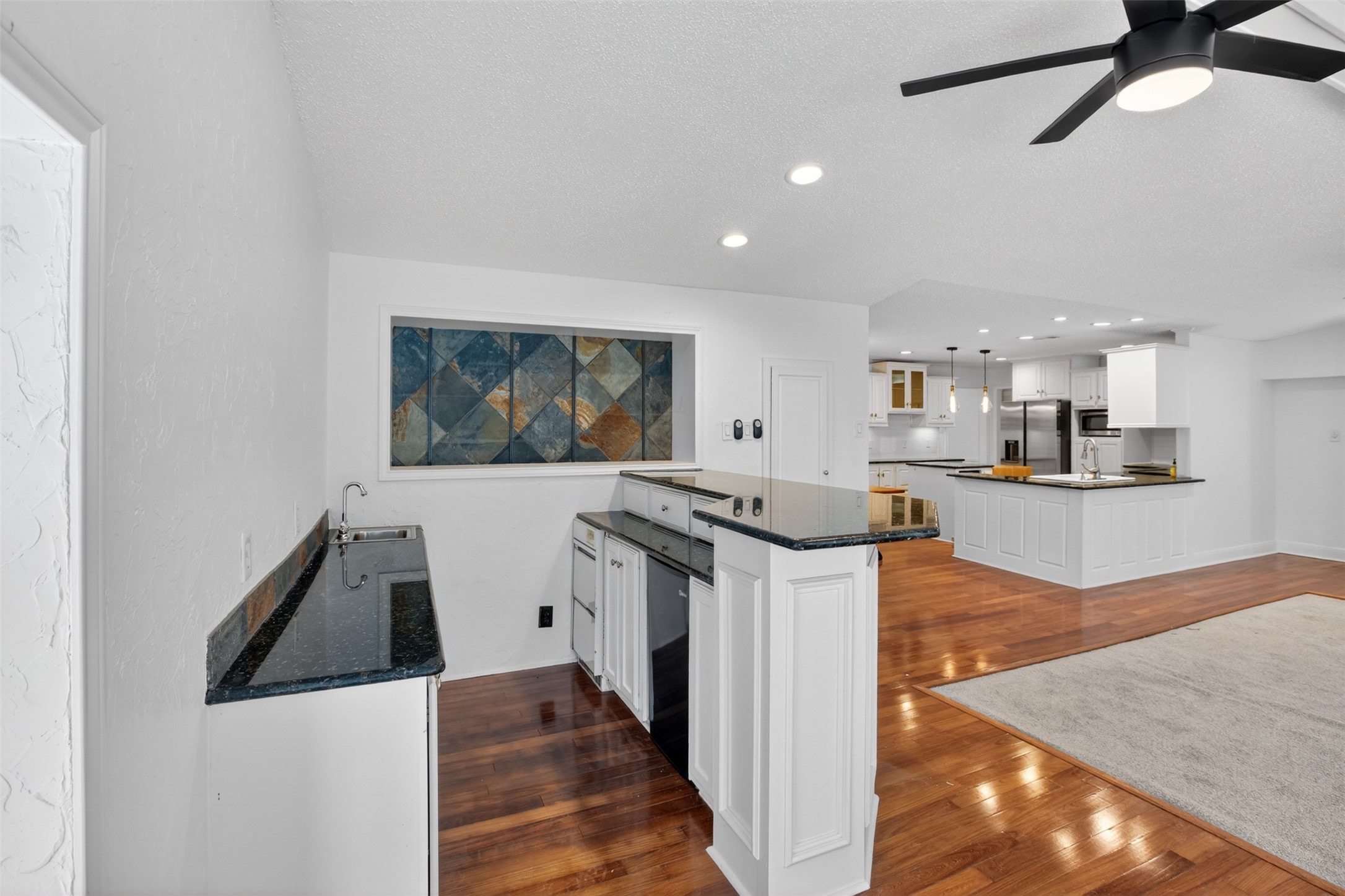 9551 Highedge Drive Dallas TX 75238