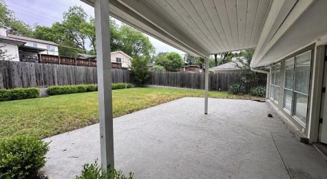 9551 Highedge Drive Dallas TX 75238