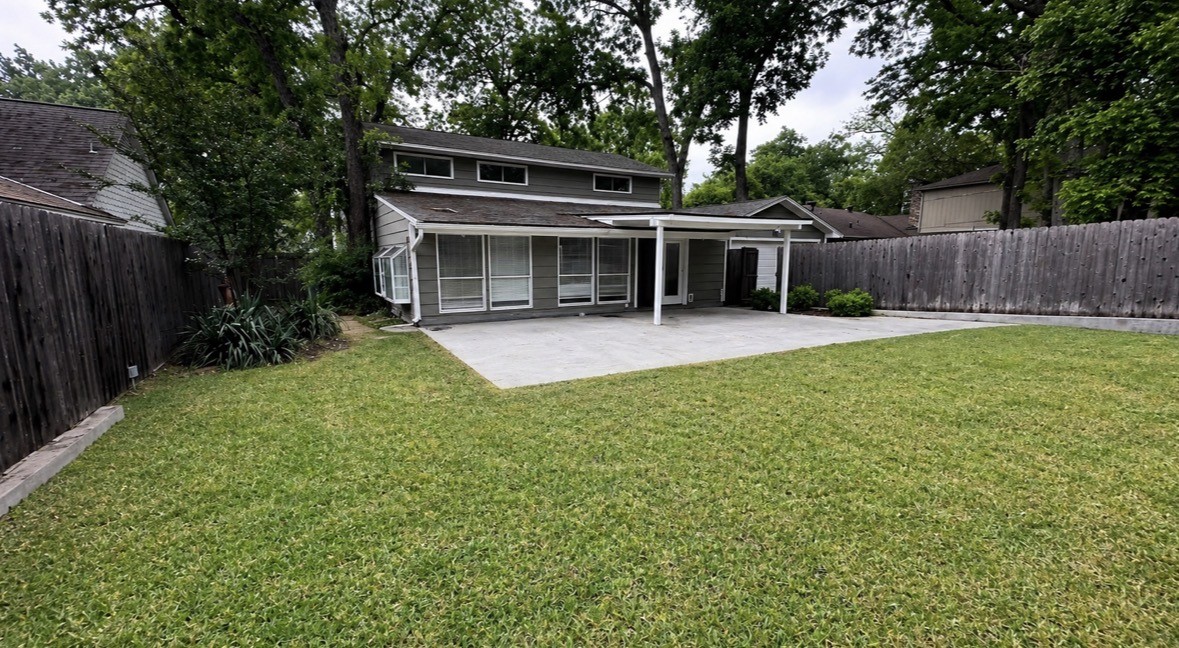 9551 Highedge Drive Dallas TX 75238