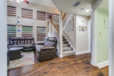 9432 Blue Jay Way Irving TX 75063