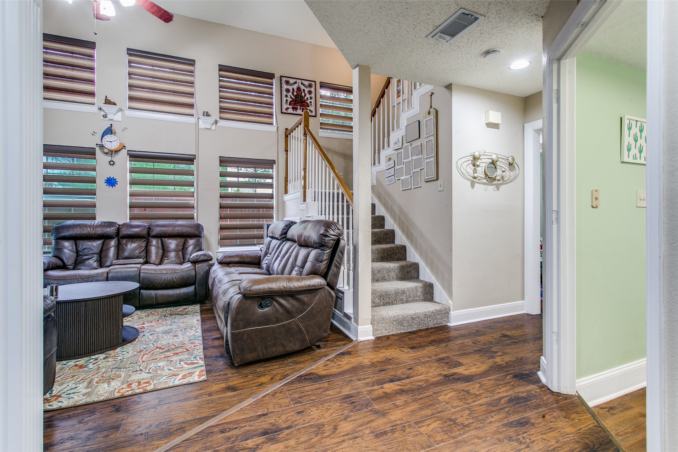 9432 Blue Jay Way Irving TX 75063