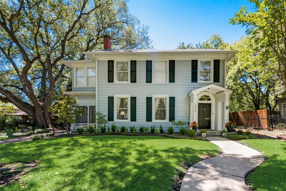 1615 W Park Avenue Corsicana TX 75110
