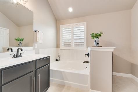 682 Cannon Drive Fate TX 75087