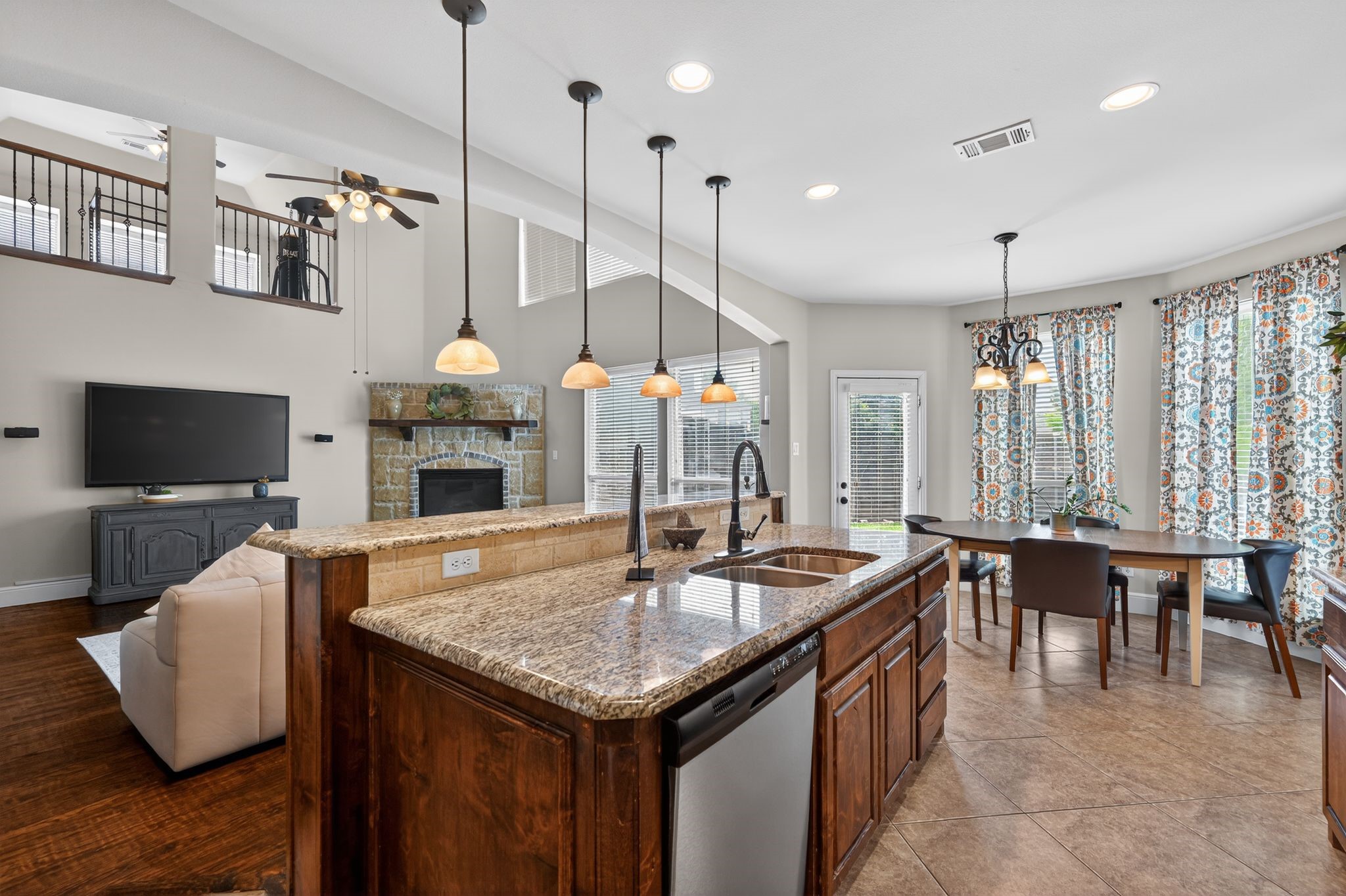 1955 Sandy Creek Drive Frisco TX 75033