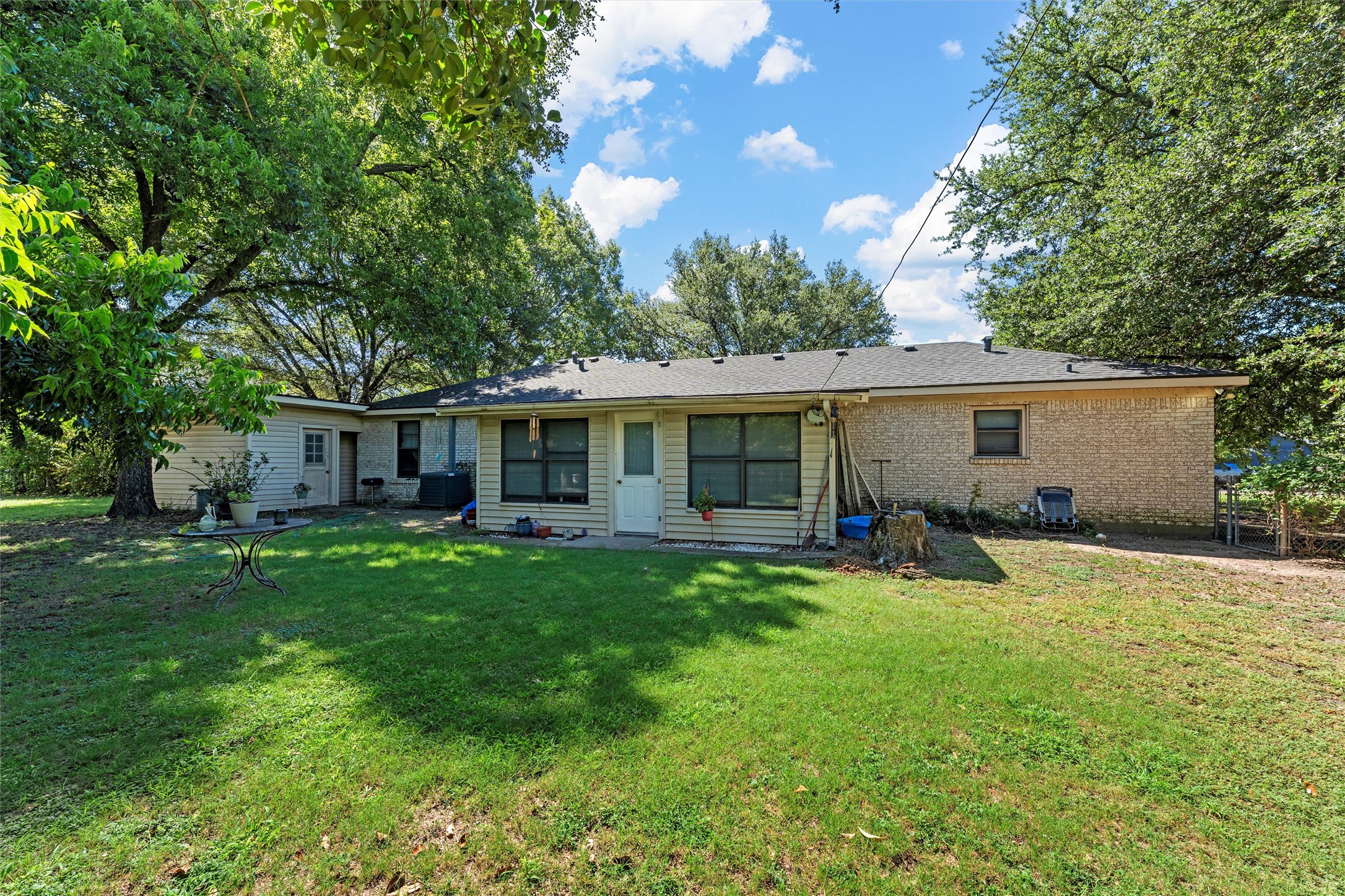 200 Brenda Street Waco TX 76705