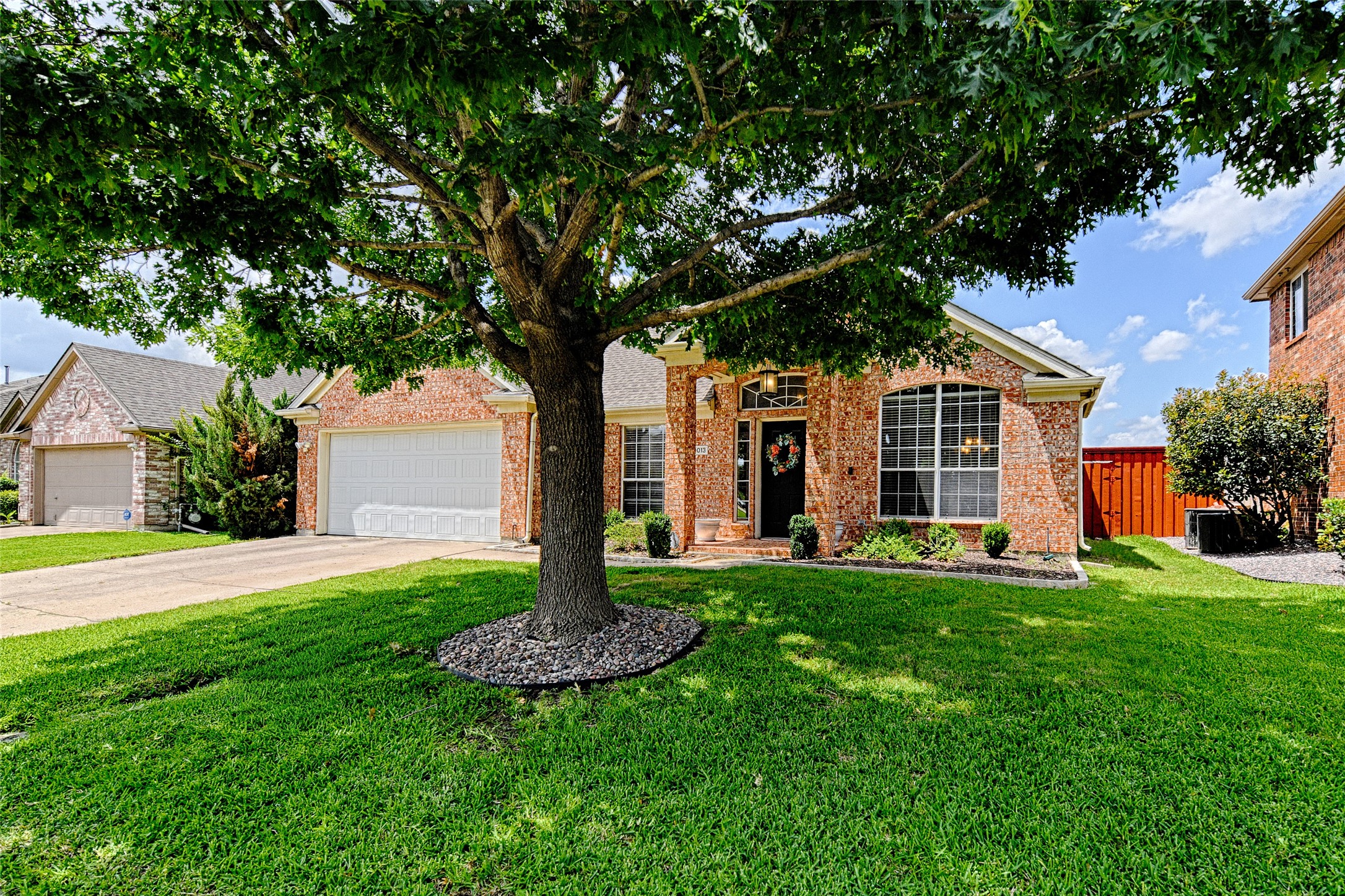 10013 White Lane Irving TX 75063