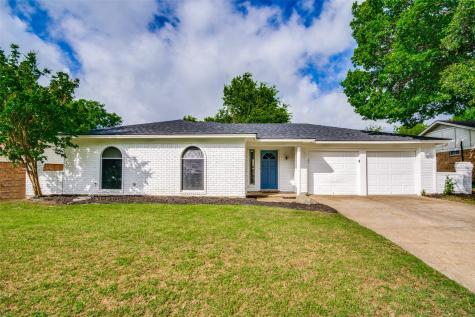 769 NW Charlyne Drive Burleson TX 76028