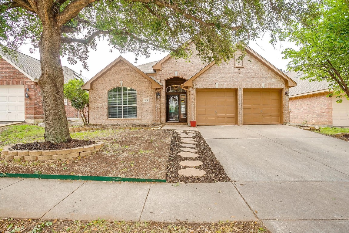 5312 Stillwater Drive Fort Worth TX 76137