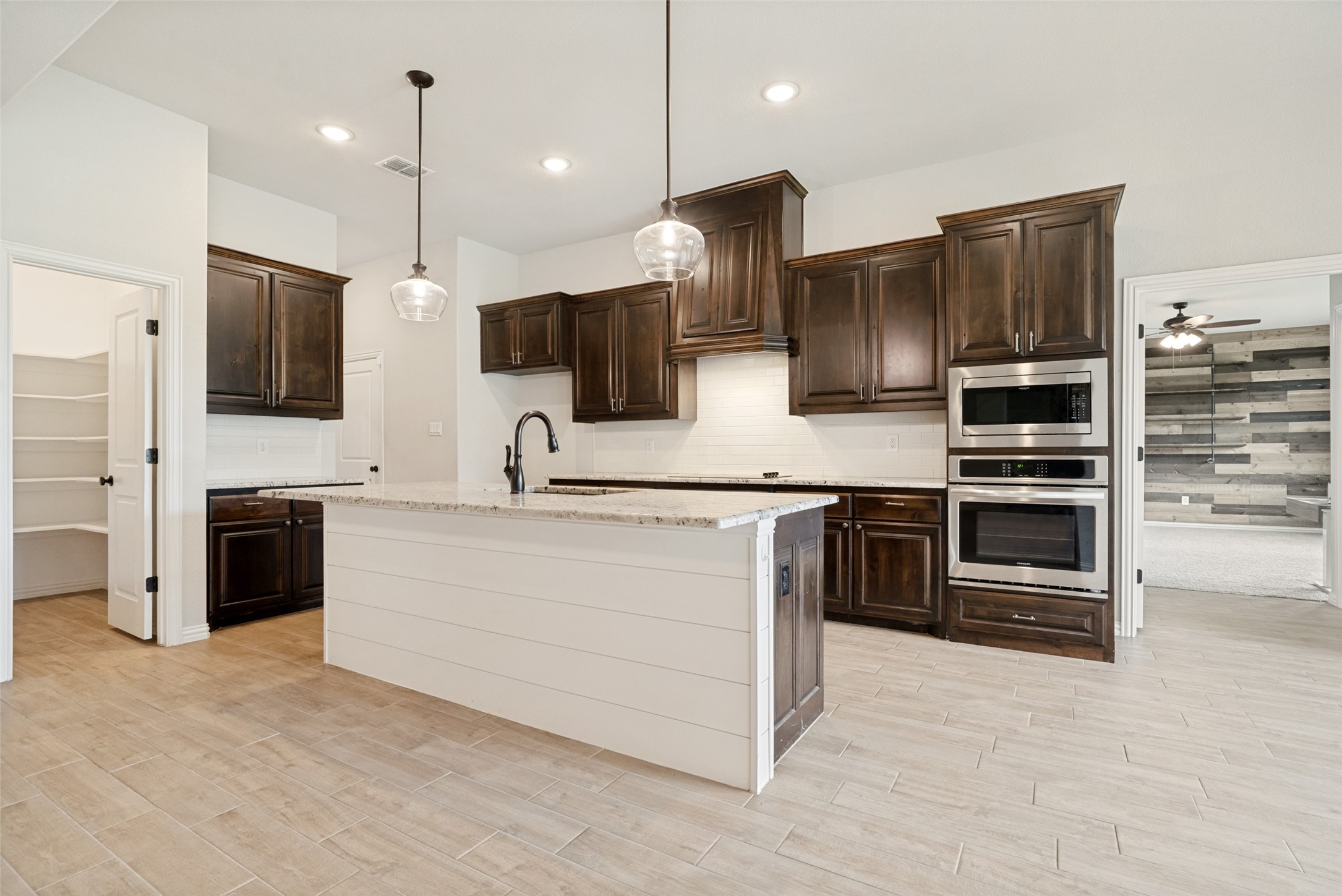 1013 Finney Drive Weatherford TX 76085