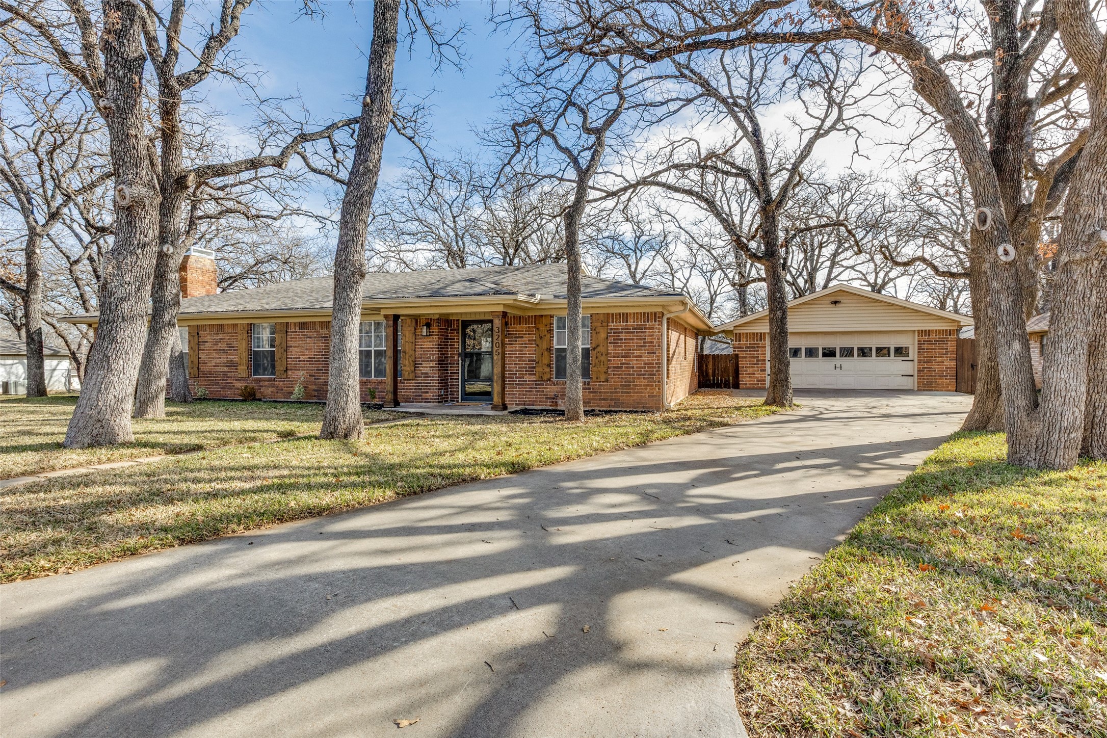 3205 S Lipsey Street Decatur TX 76234
