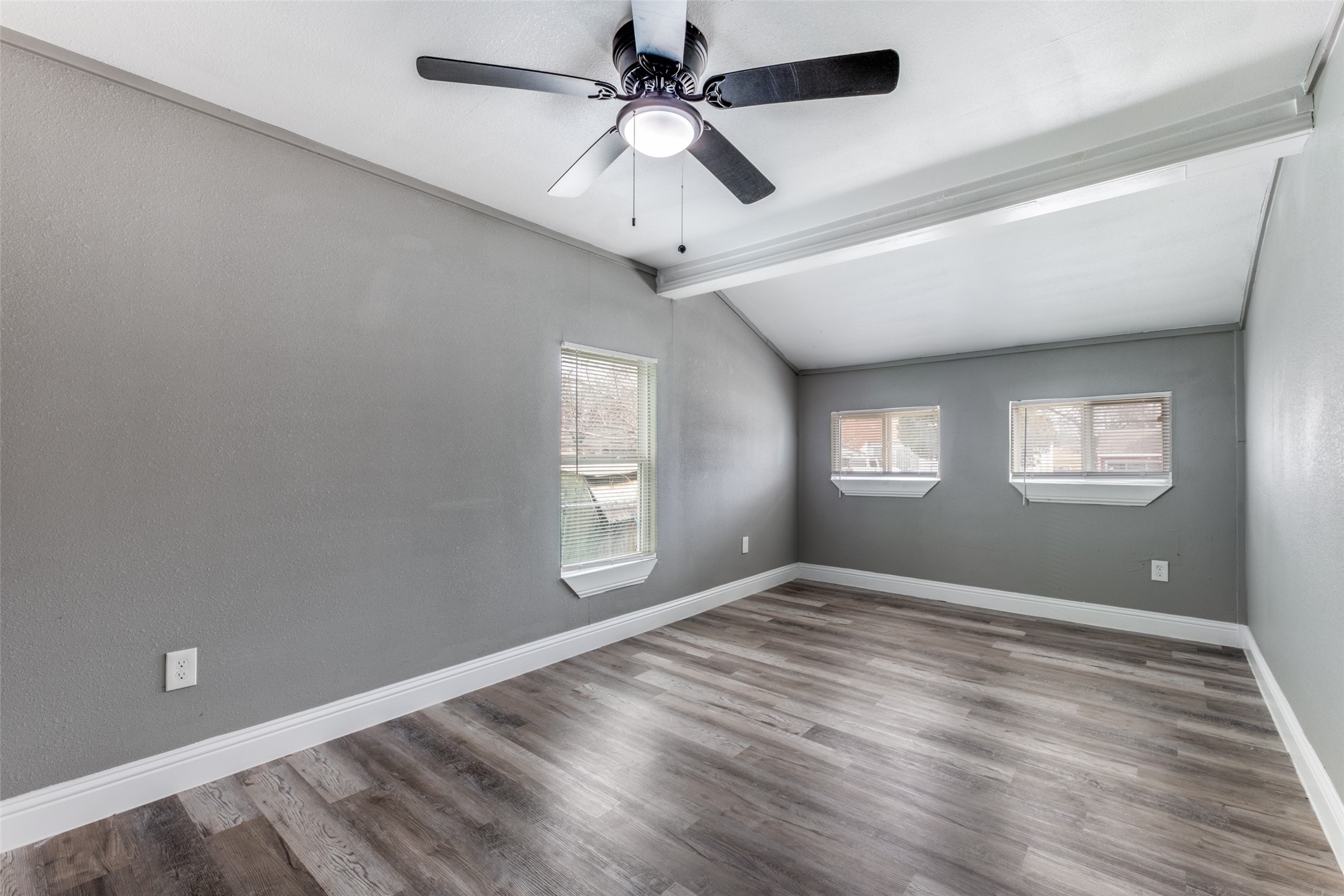 3111 Arizona Avenue Dallas TX 75216
