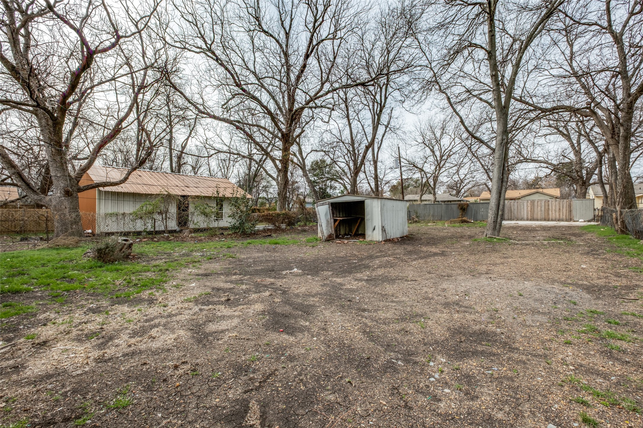 3111 Arizona Avenue Dallas TX 75216
