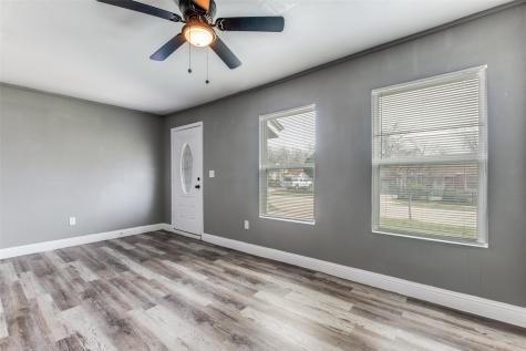3111 Arizona Avenue Dallas TX 75216