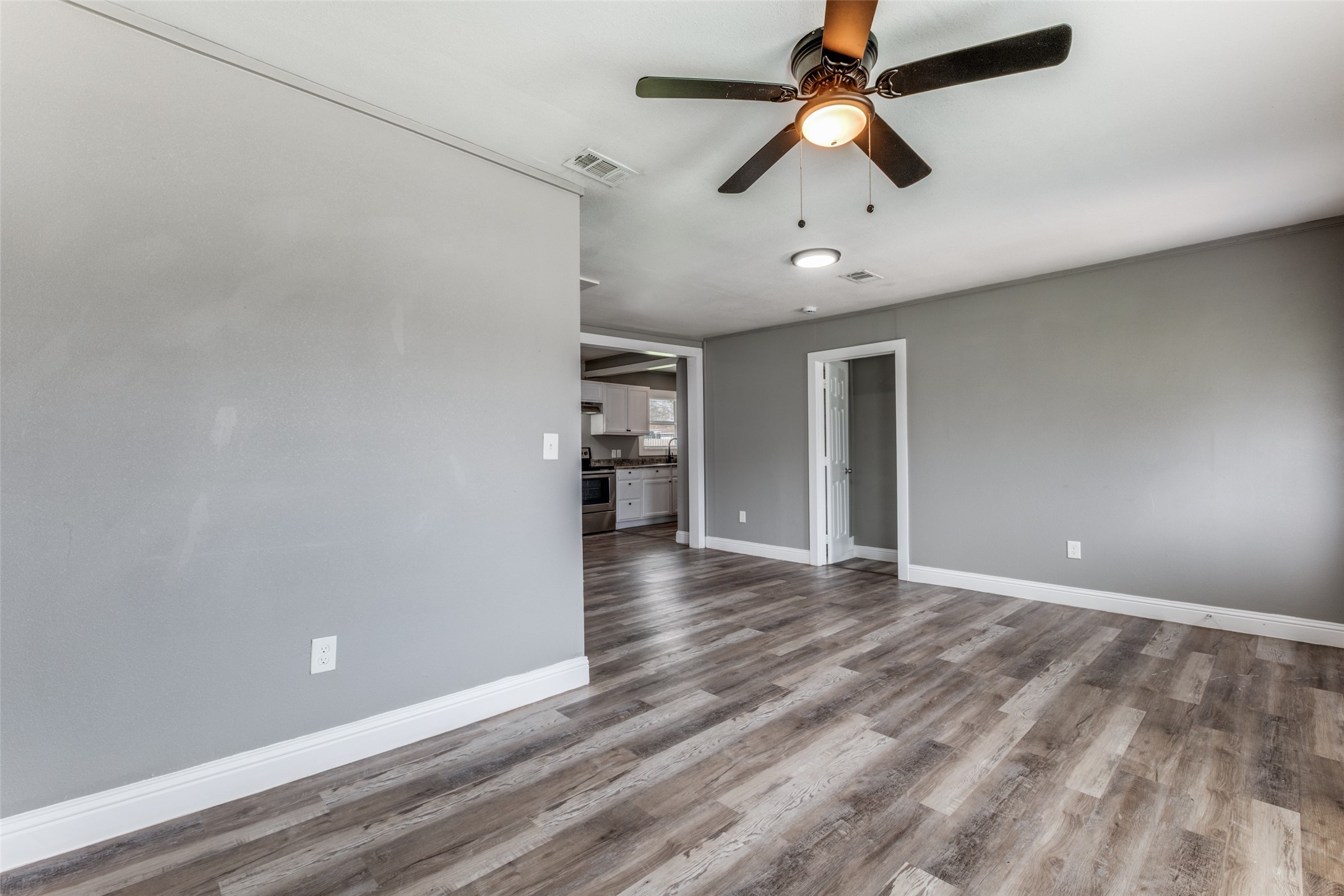 3111 Arizona Avenue Dallas TX 75216