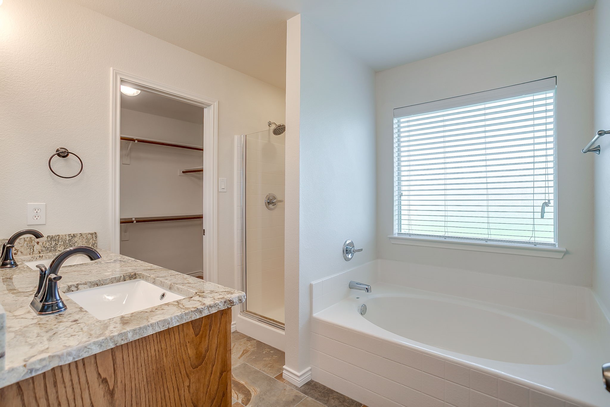 104 Thorobred Court Azle TX 76020