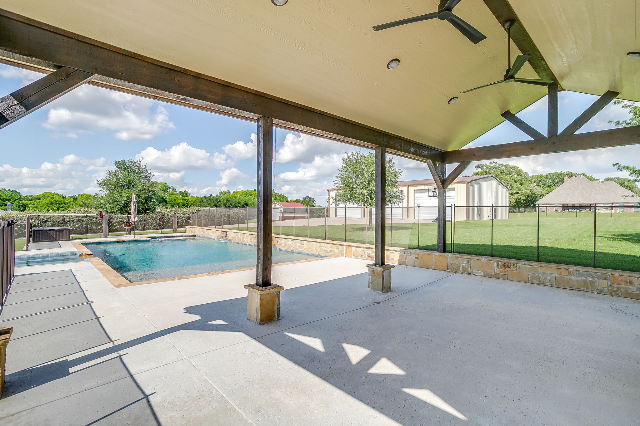 104 Thorobred Court Azle TX 76020