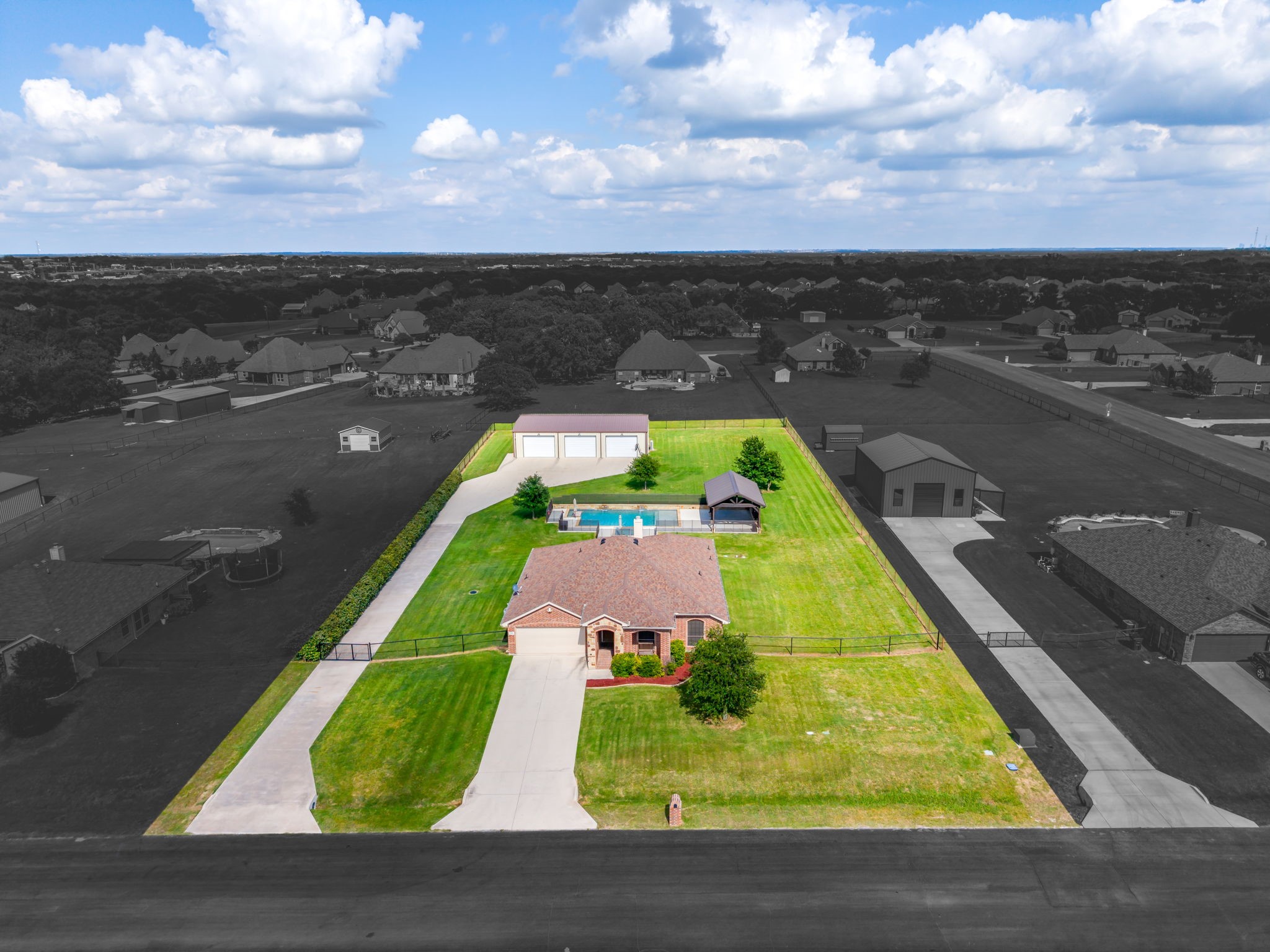 104 Thorobred Court Azle TX 76020