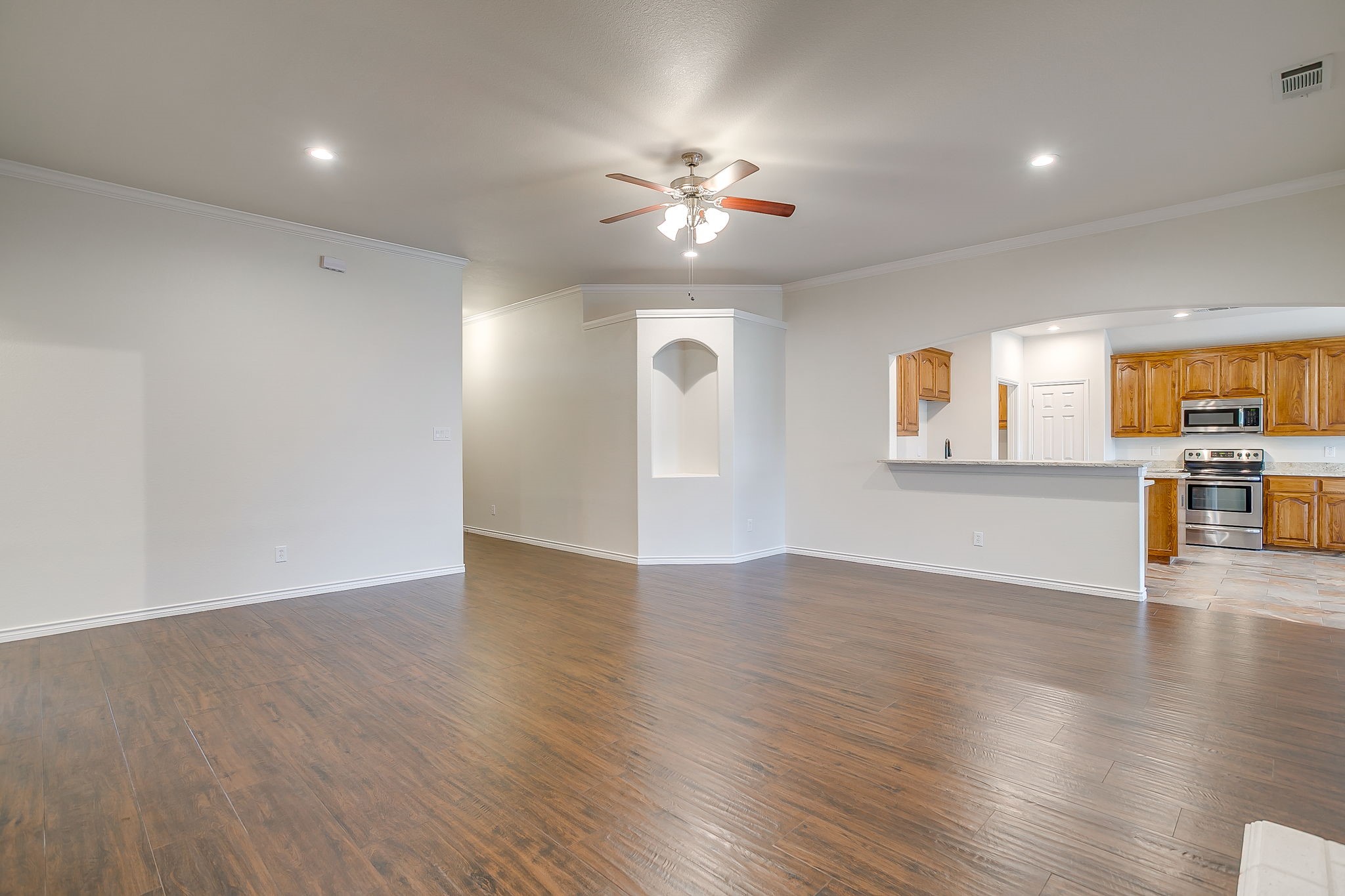 104 Thorobred Court Azle TX 76020