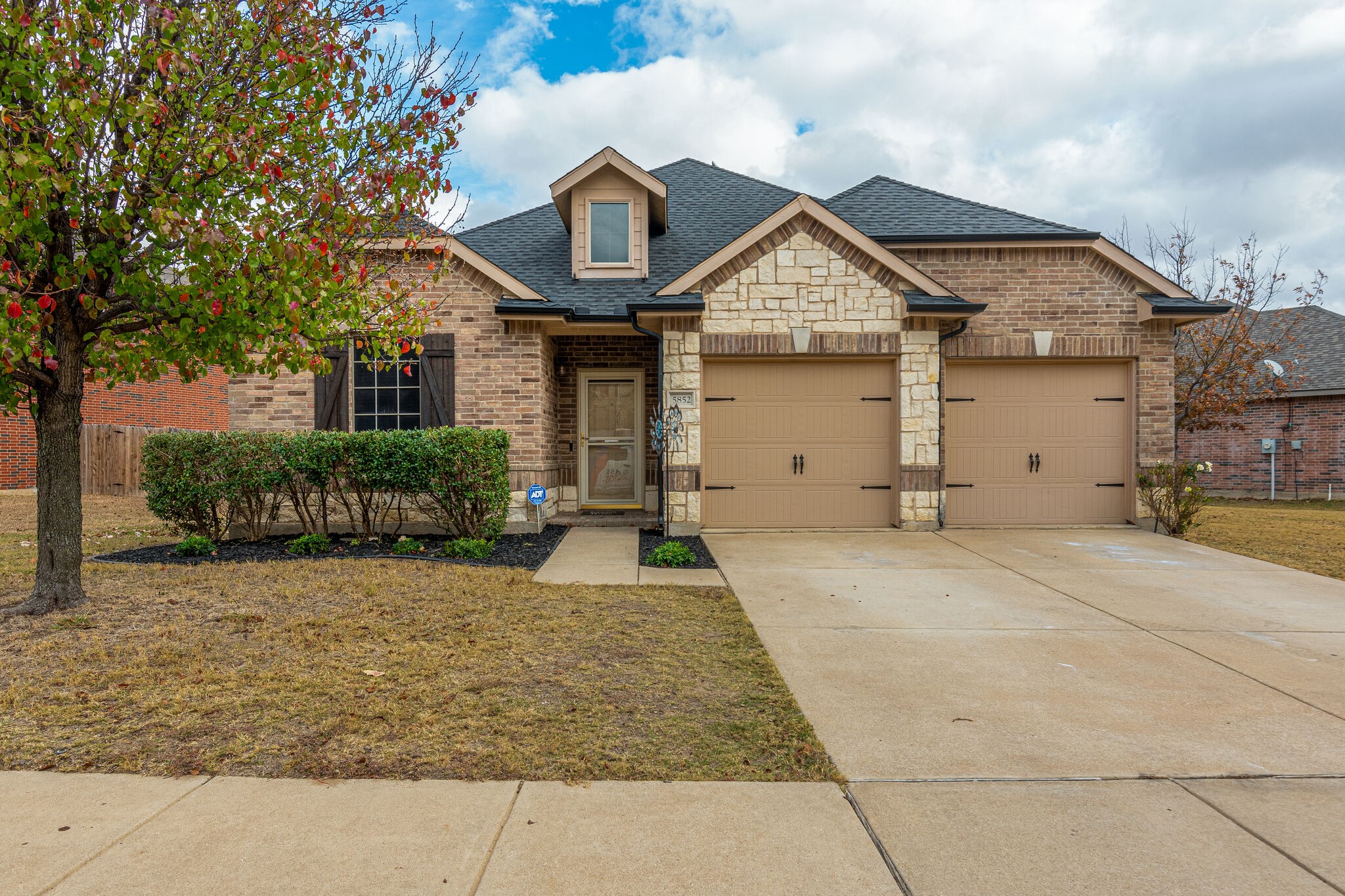 5852 Fantail Drive Fort Worth TX 76179