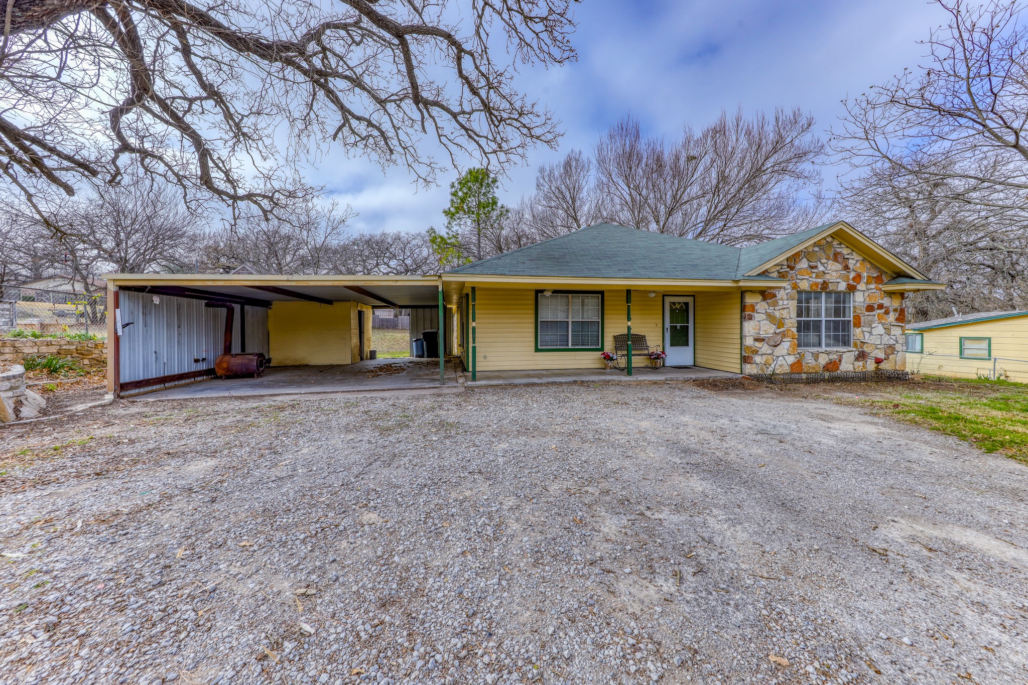609 Bryan Street Weatherford TX 76086