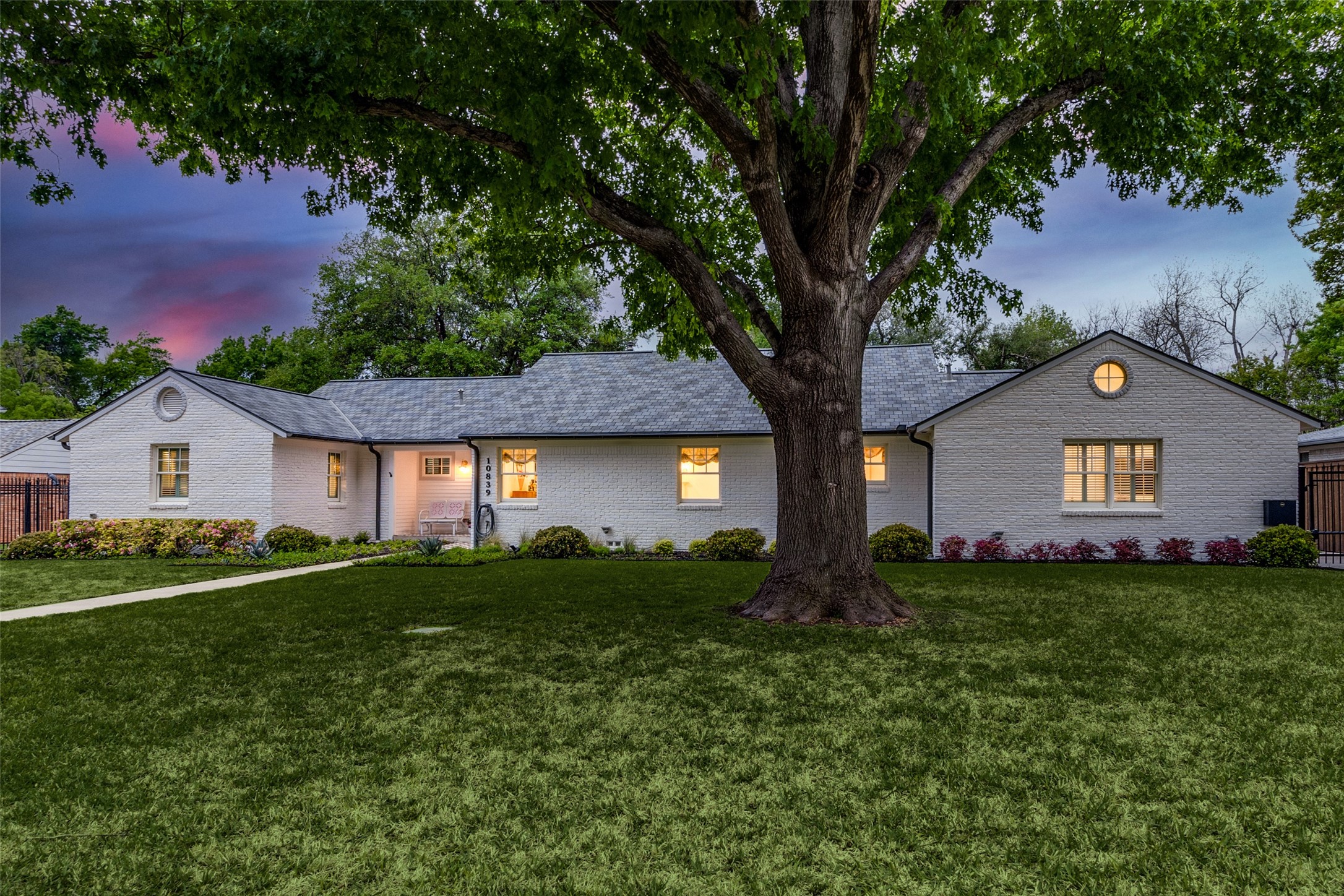 10839 Cinderella Lane Dallas TX 75229
