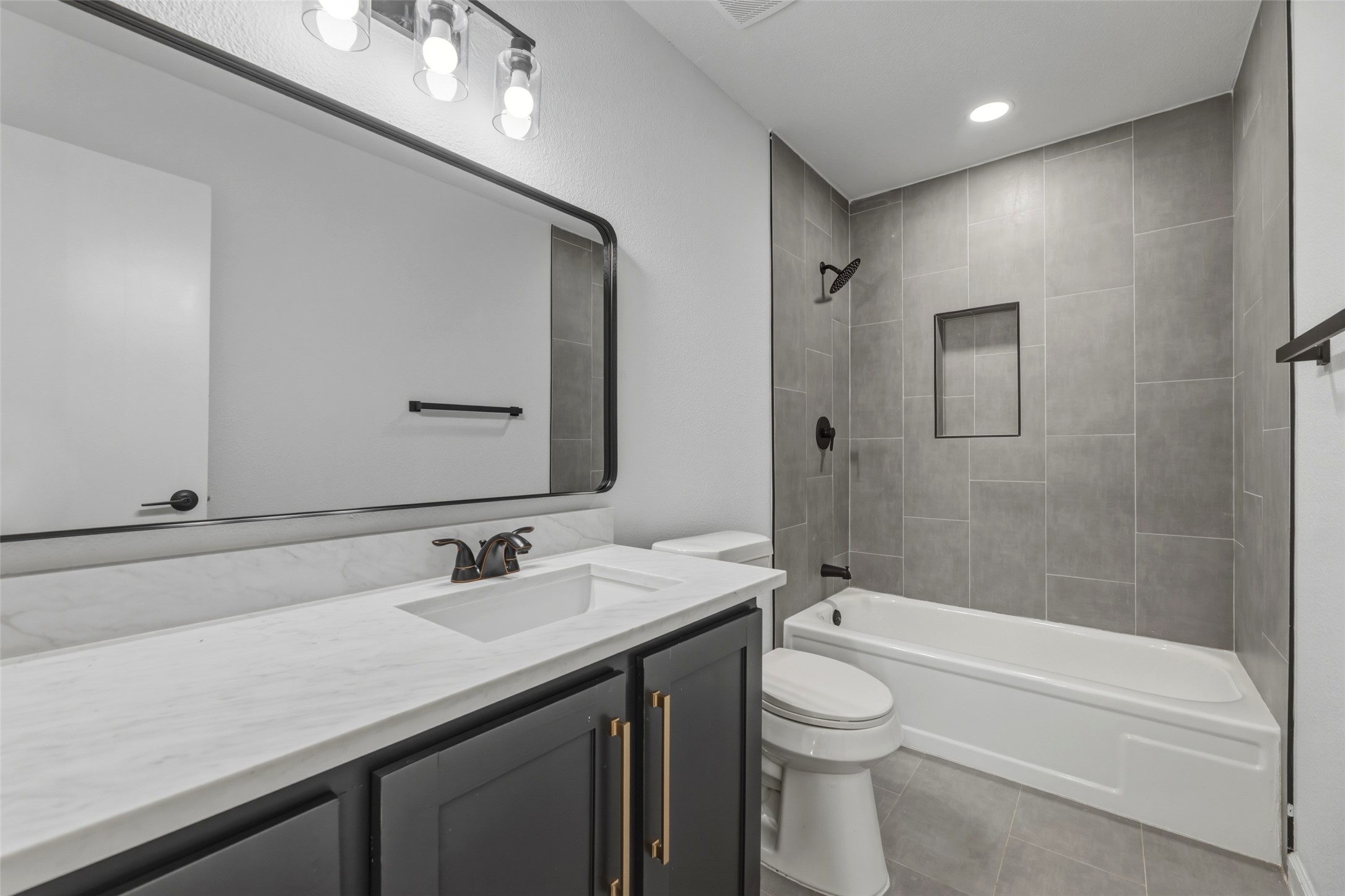203 Red Bird Court Cleburne TX 76058