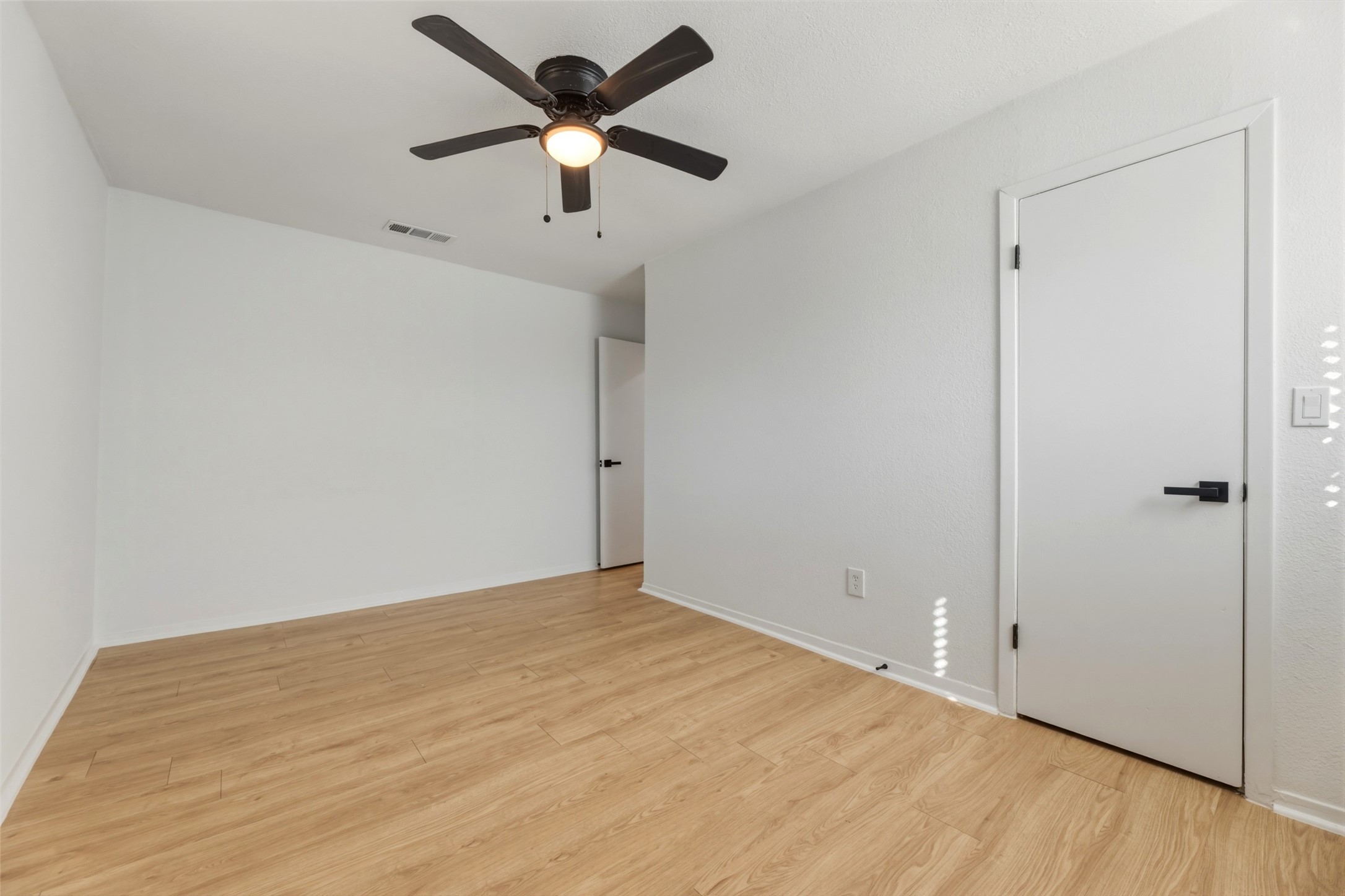 203 Red Bird Court Cleburne TX 76058