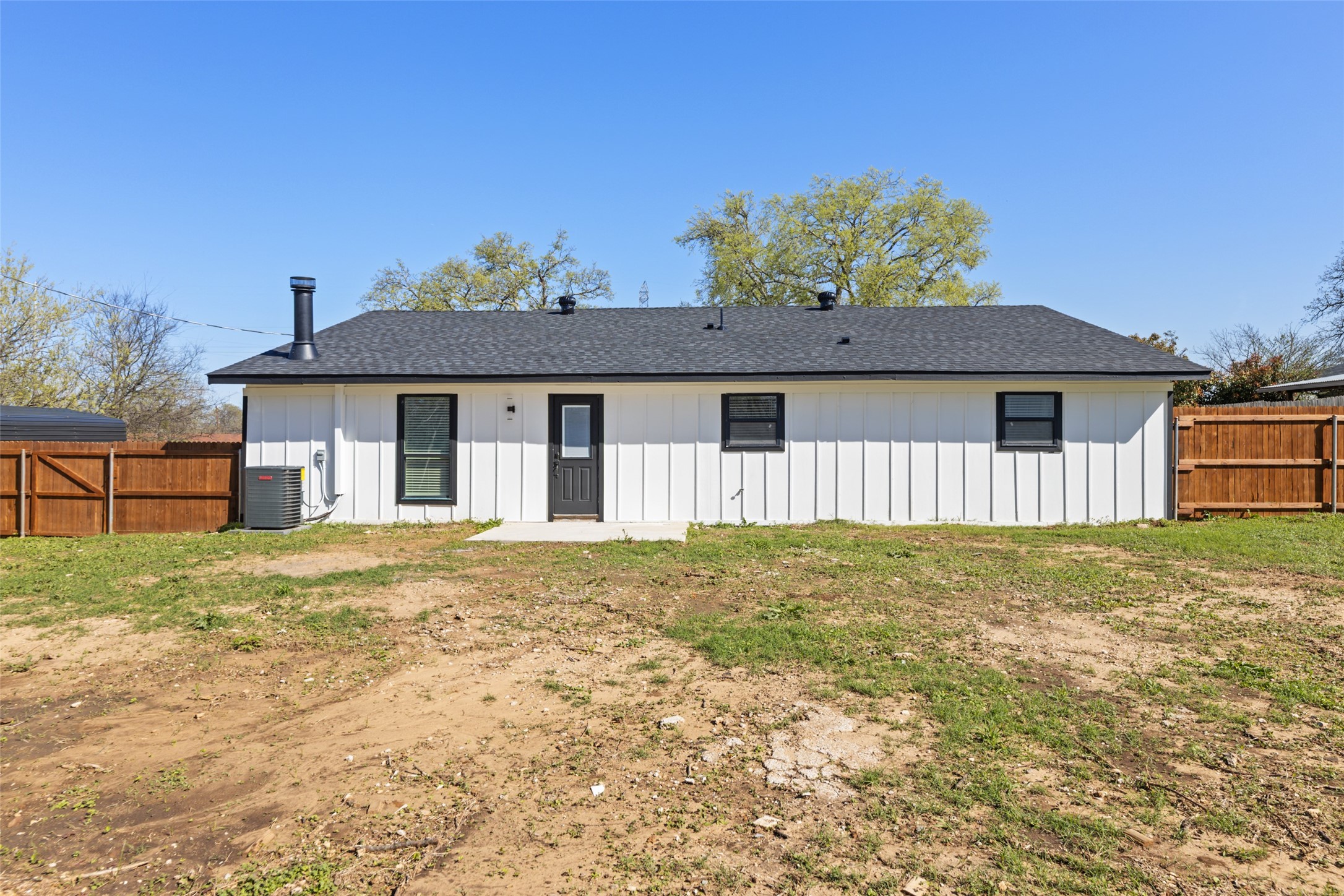 203 Red Bird Court Cleburne TX 76058