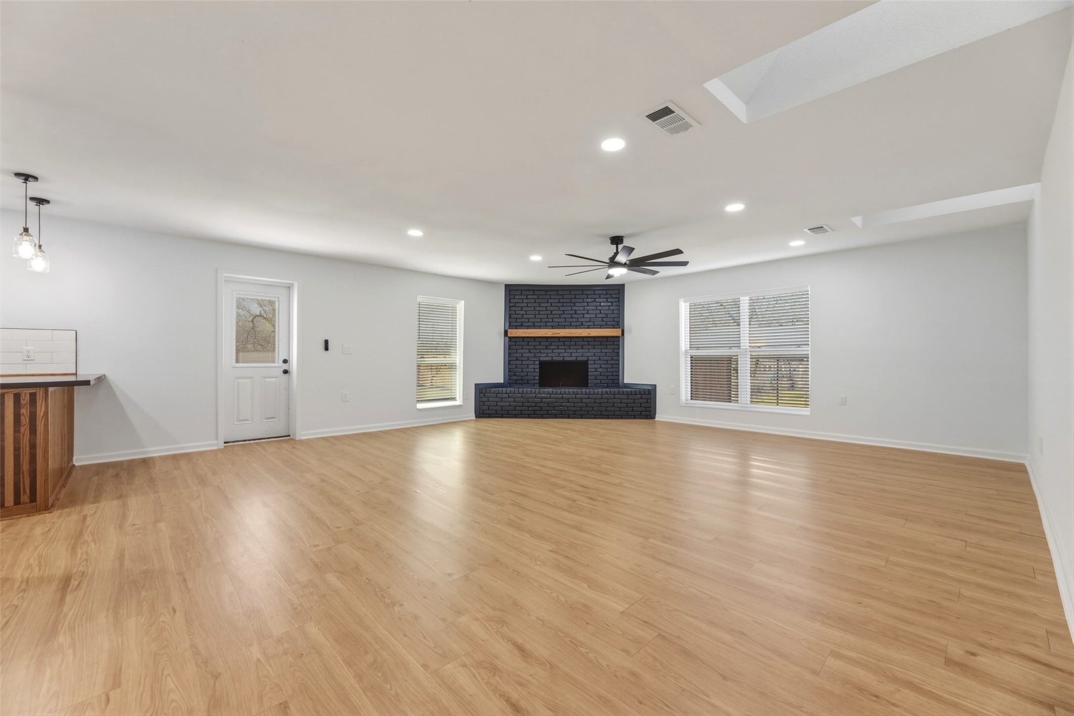 203 Red Bird Court Cleburne TX 76058